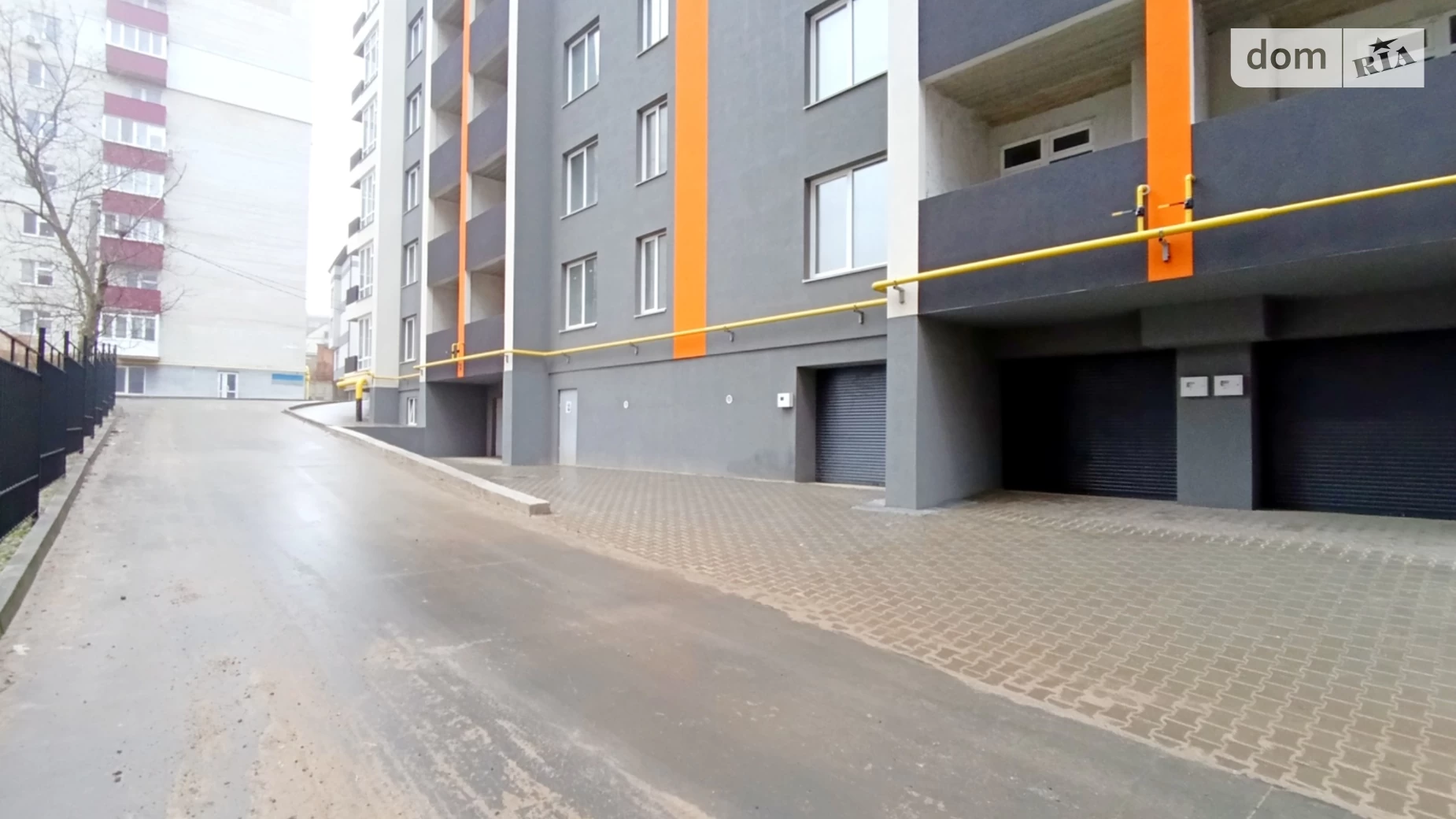 Продается офис 33.8 кв. м в бизнес-центре, цена: 28000 $ - фото 2