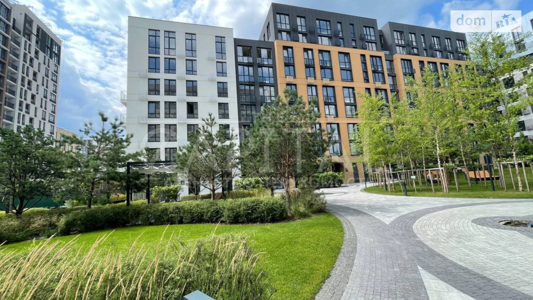 Продается 1-комнатная квартира 47 кв. м в Киеве, ул. Салютная, 2Б - фото 3