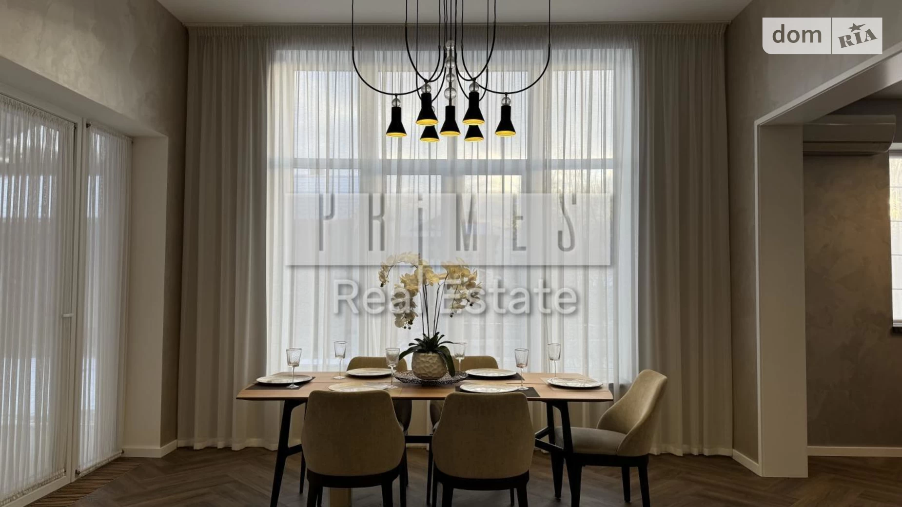 Продається одноповерховий будинок 250 кв. м з каміном, цена: 700000 € - фото 2