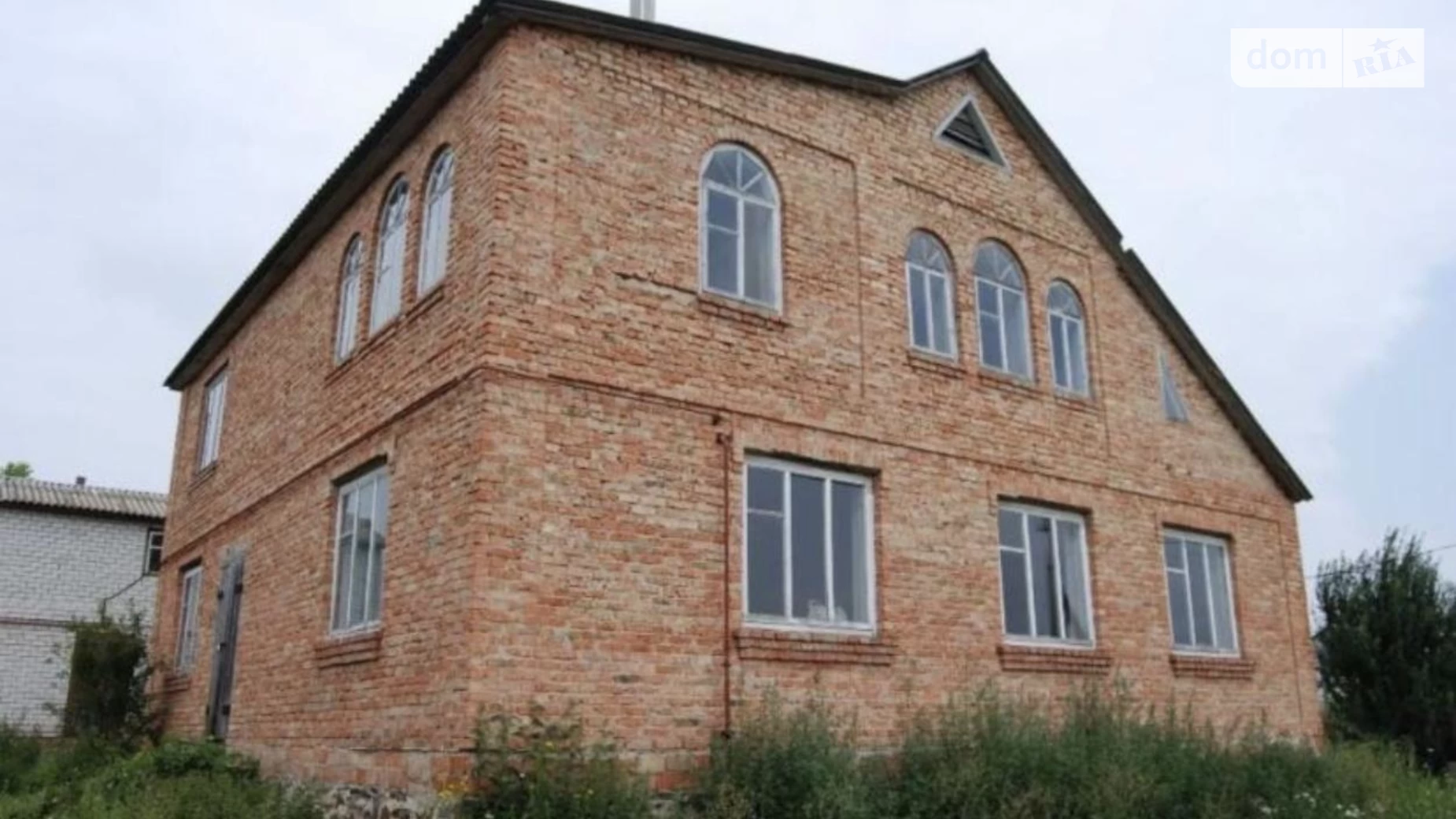 Продается дом на 2 этажа 300 кв. м с садом, цена: 16000 € - фото 3