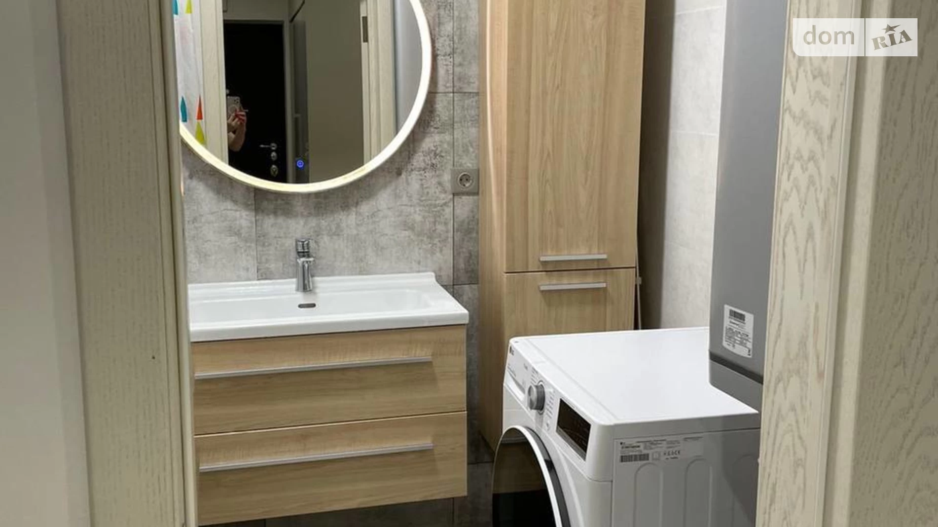 Продается 2-комнатная квартира 75 кв. м в Черновцах - фото 3