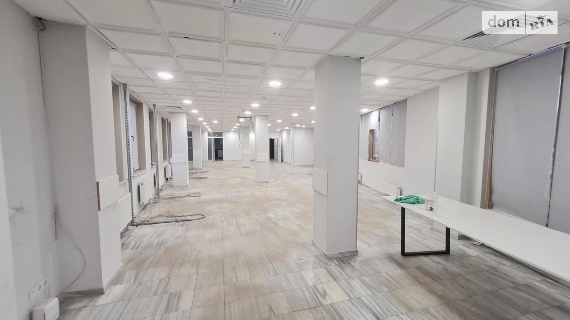 Здається в оренду офіс 260 кв. м в бізнес-центрі, цена: 5200 $ - фото 3