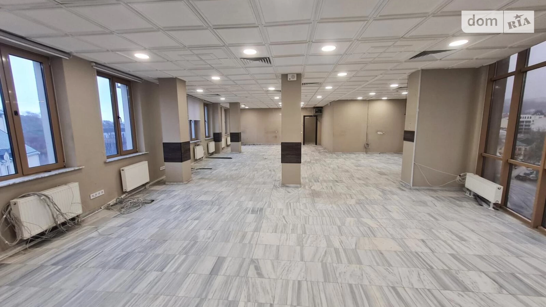 Здається в оренду офіс 260 кв. м в бізнес-центрі, цена: 5200 $ - фото 2