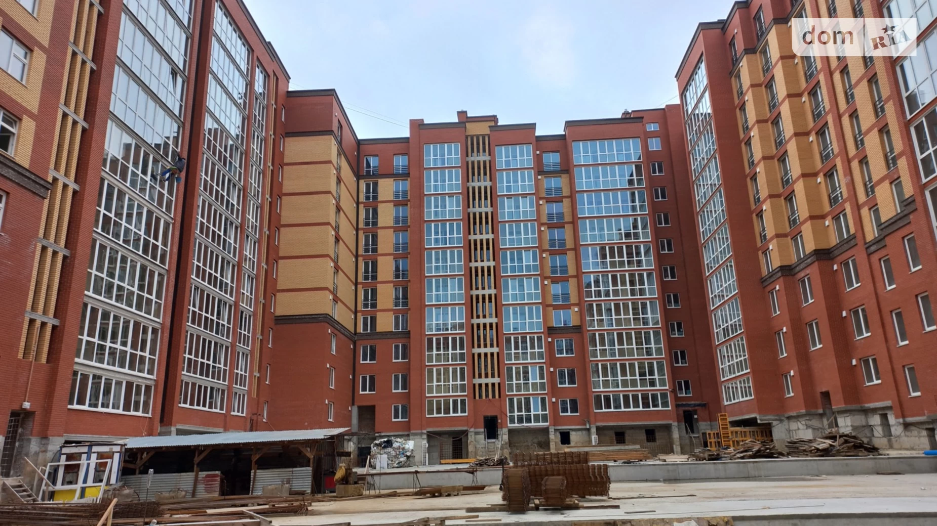 2-комнатная квартира 87.8 кв. м в Тернополе, ул. Троллейбусная, 7А - фото 4