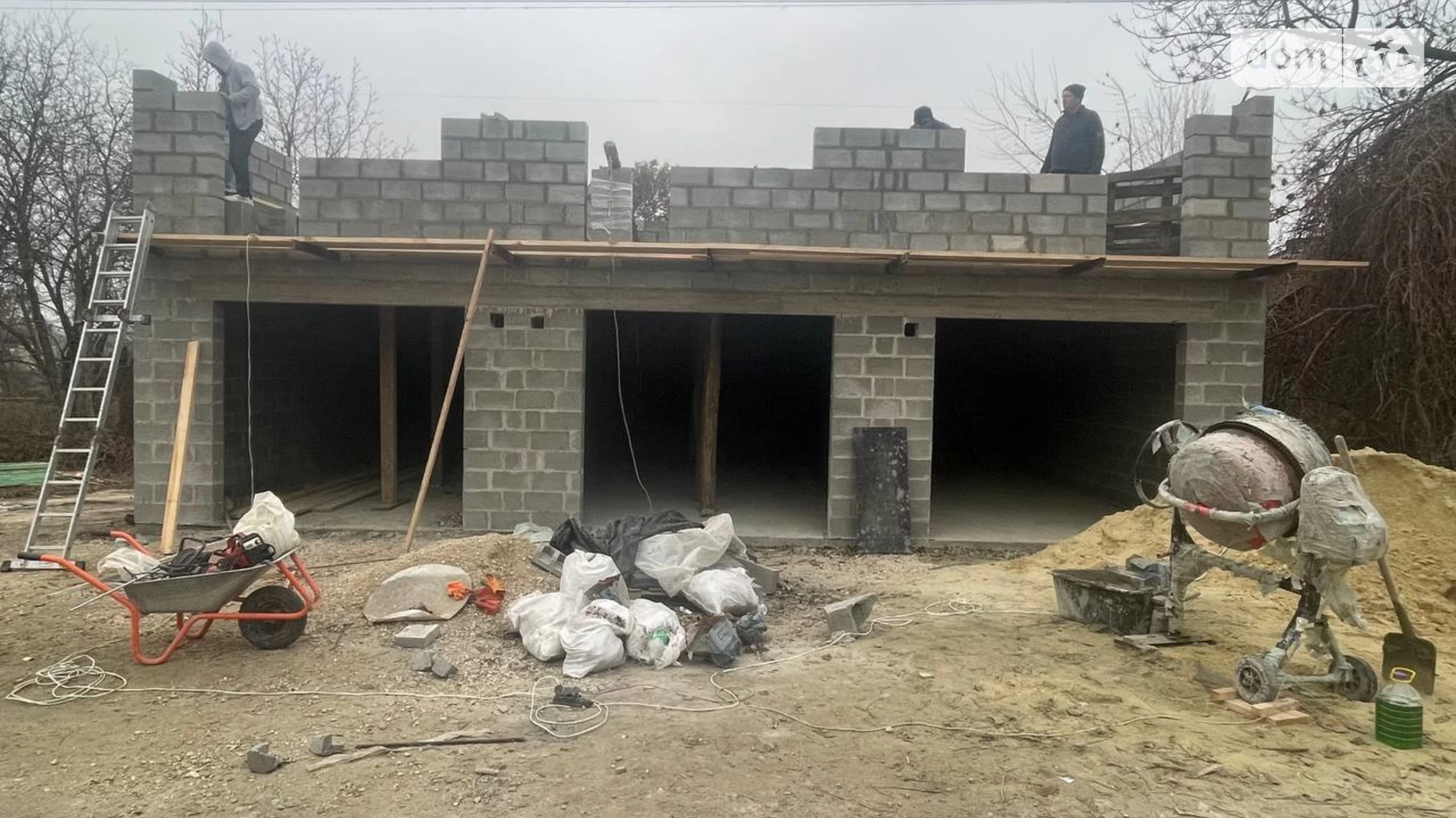 Продается отдельно стоящий гараж под легковое авто на 45 кв. м, цена: 24000 $ - фото 3