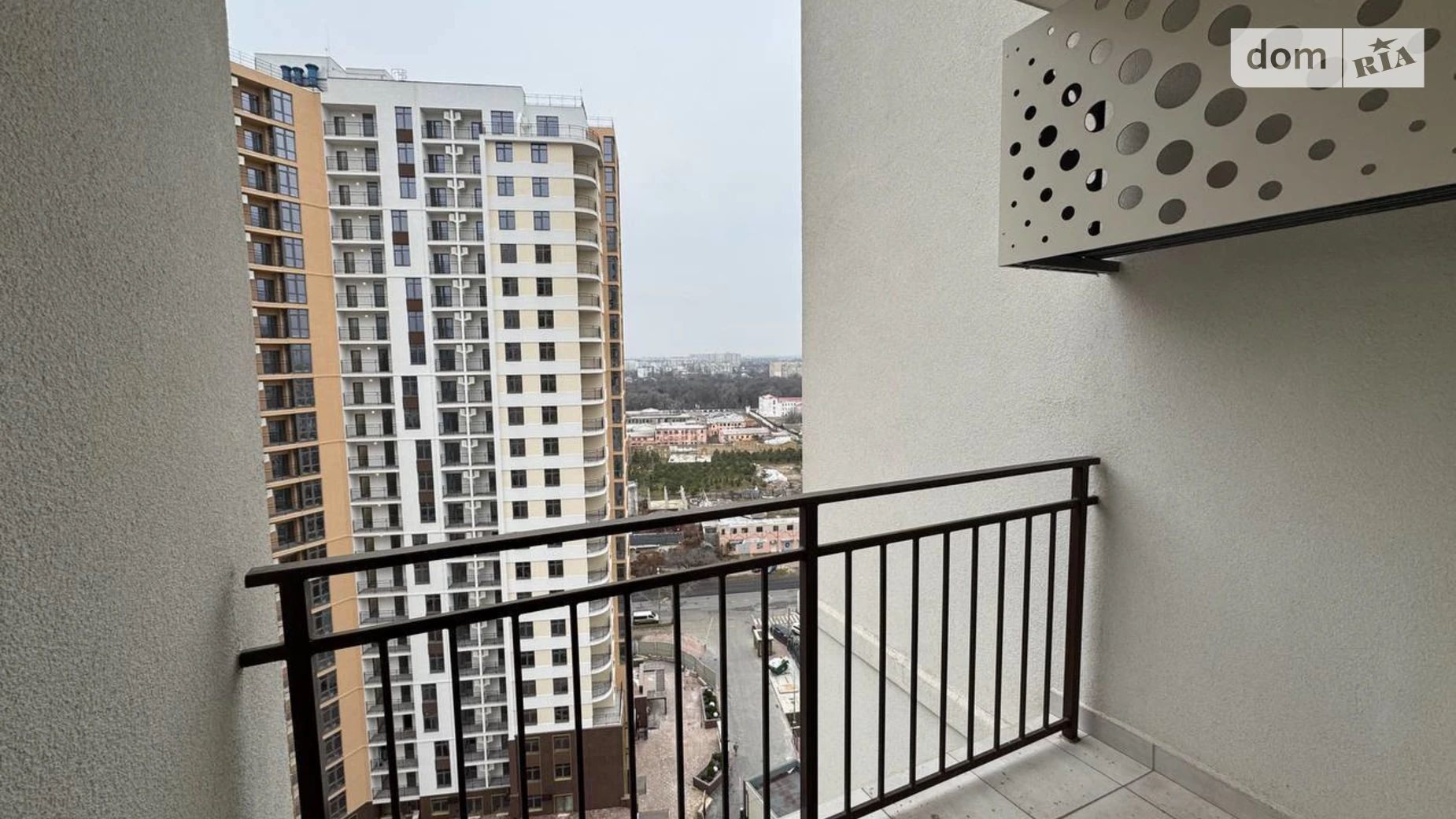 Продается 1-комнатная квартира 42 кв. м в Одессе, цена: 36500 $ - фото 2