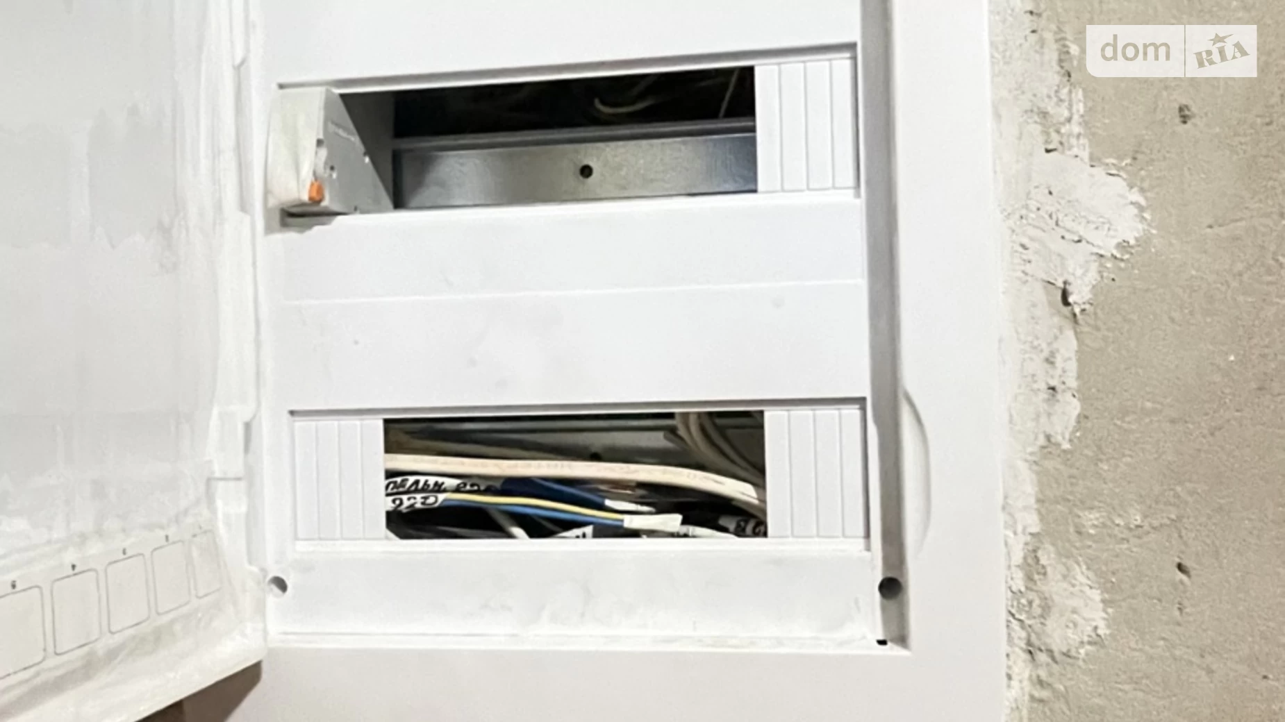 Продается 2-комнатная квартира 63 кв. м в Ивано-Франковске, ул. Карпатской Сечи, 6Б - фото 2