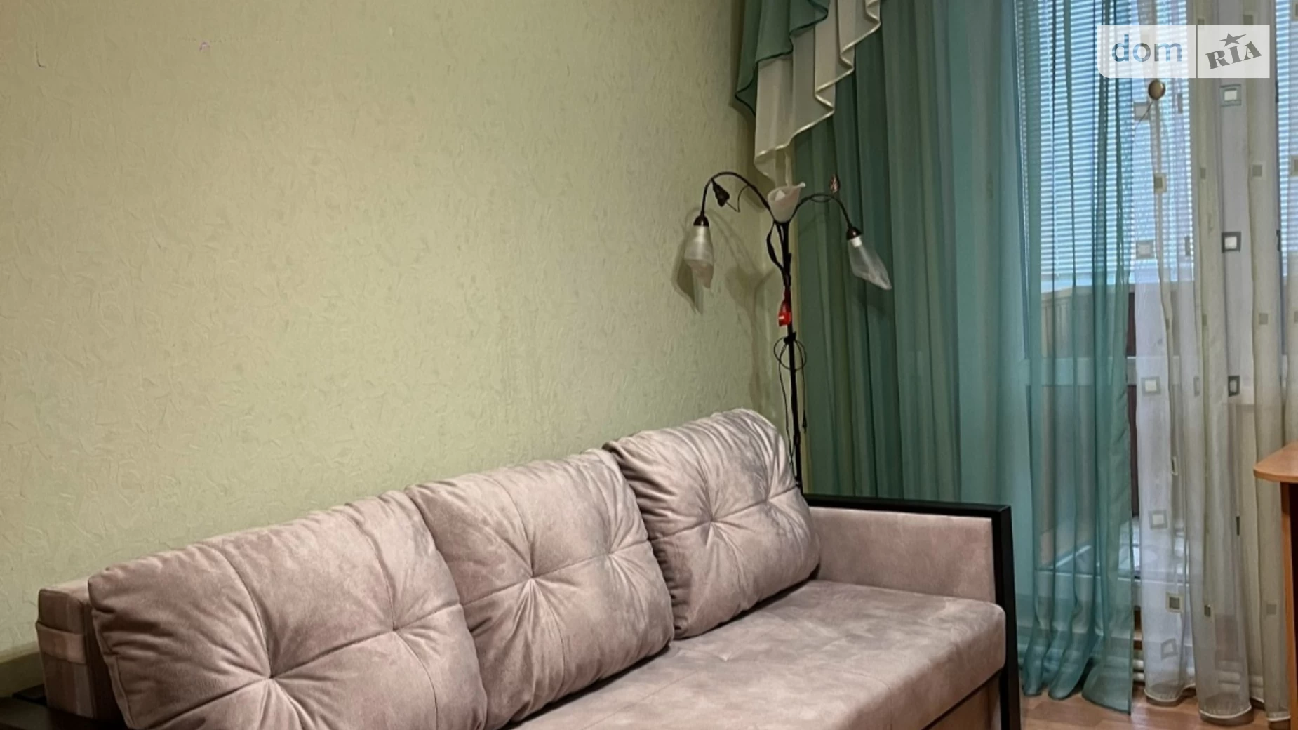 Продается 3-комнатная квартира 71.5 кв. м в Чернигове, ул. Независимости, 46 - фото 2