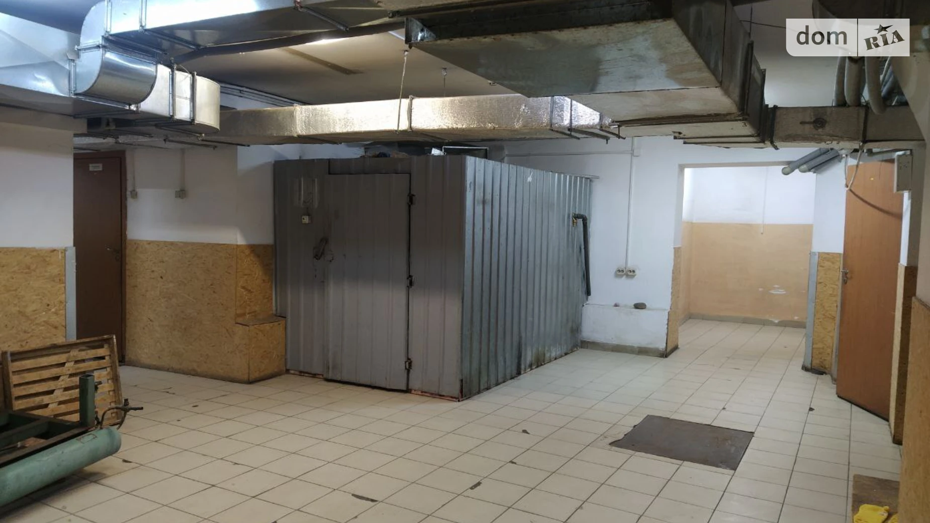 Сдается в аренду помещения свободного назначения 200 кв. м в 3-этажном здании, цена: 40000 грн - фото 5
