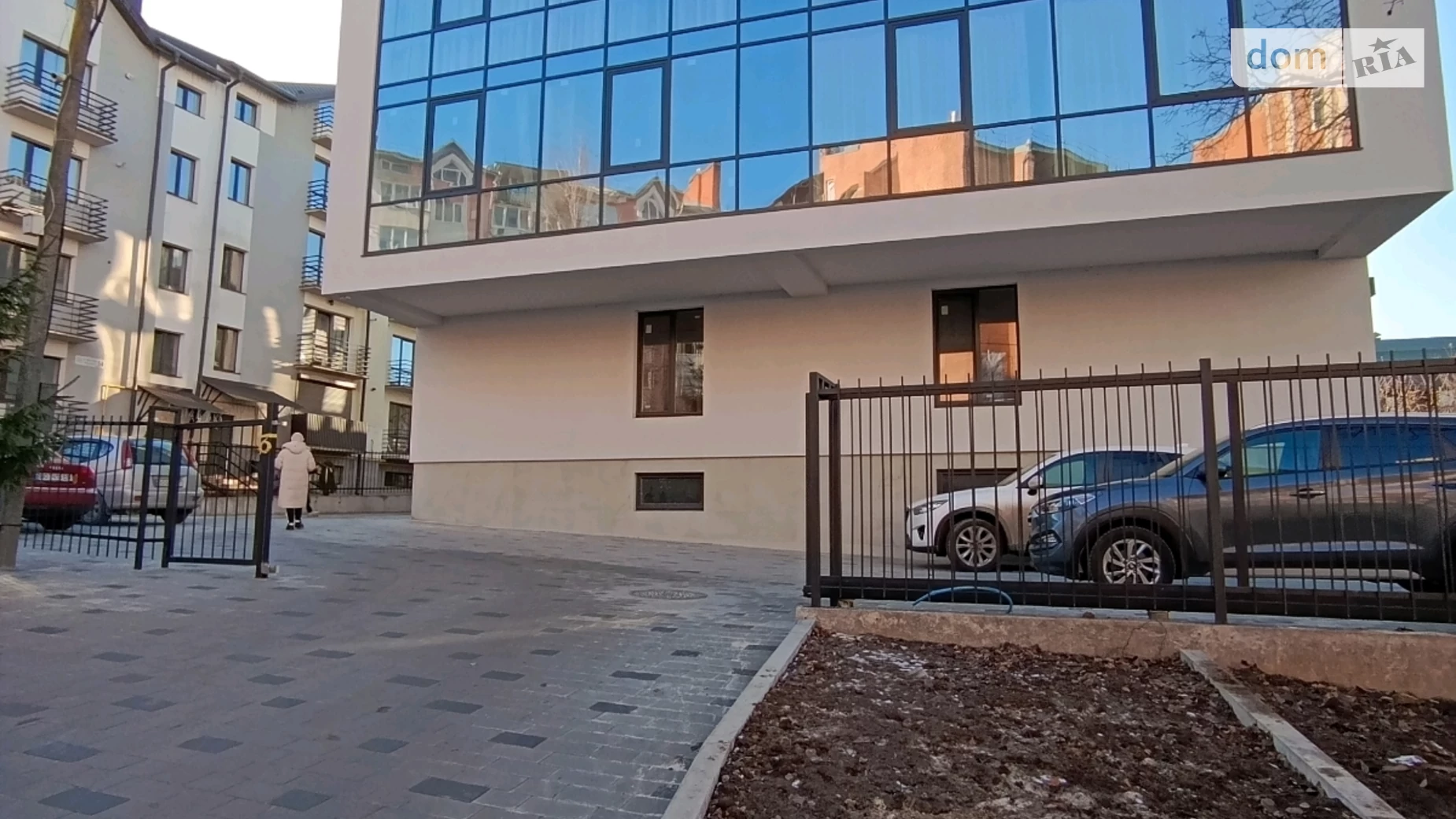 1-кімнатна квартира 48 кв. м у Тернополі - фото 3