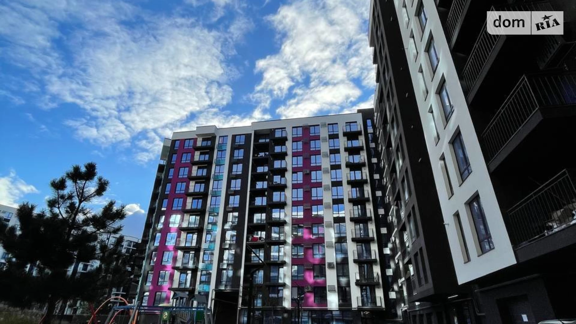 Продается 2-комнатная квартира 57 кв. м в Ивано-Франковске, ул. Крайковского, 1А - фото 2