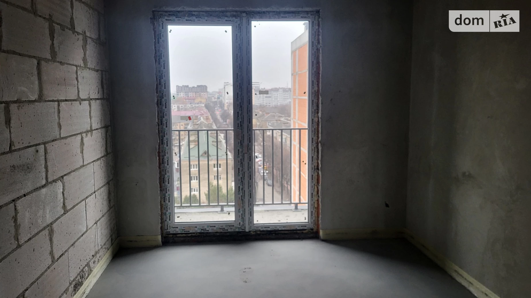 Продается 1-комнатная квартира 41.2 кв. м в Ивано-Франковске, ул. Ленкавского, 2А - фото 2