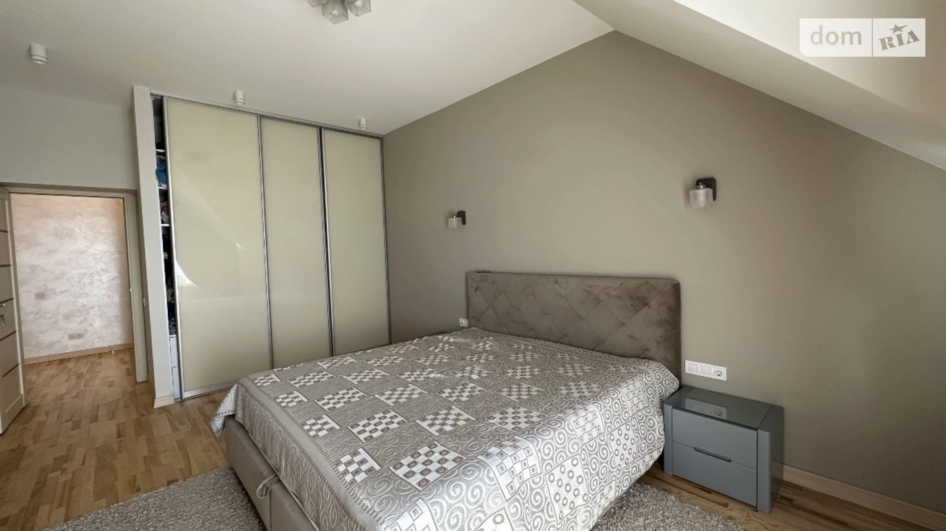 Продается 3-комнатная квартира 92 кв. м в Ужгороде, цена: 115000 $ - фото 3