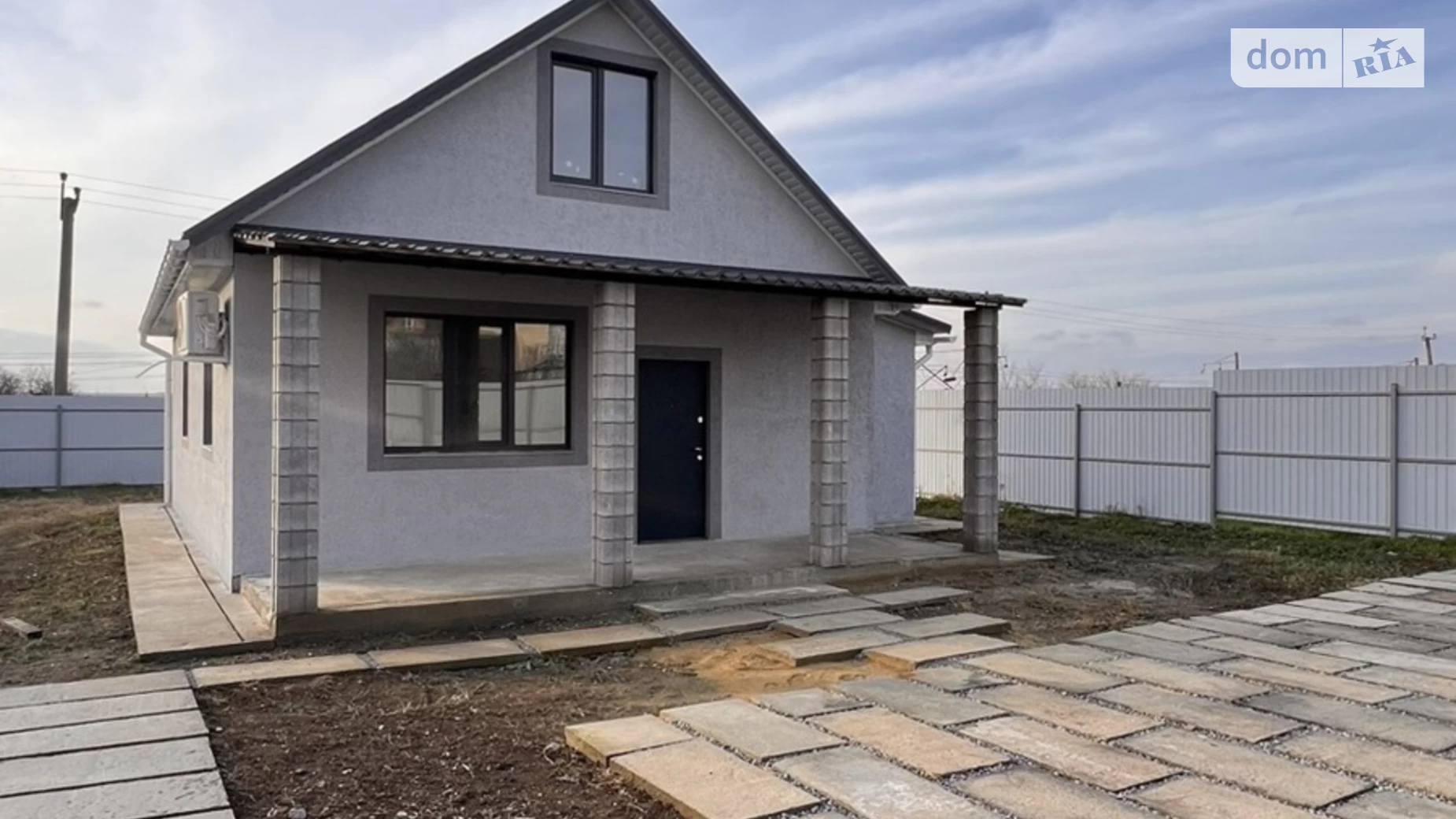 Продается дом на 2 этажа 82 кв. м с бассейном, цена: 65000 $ - фото 2