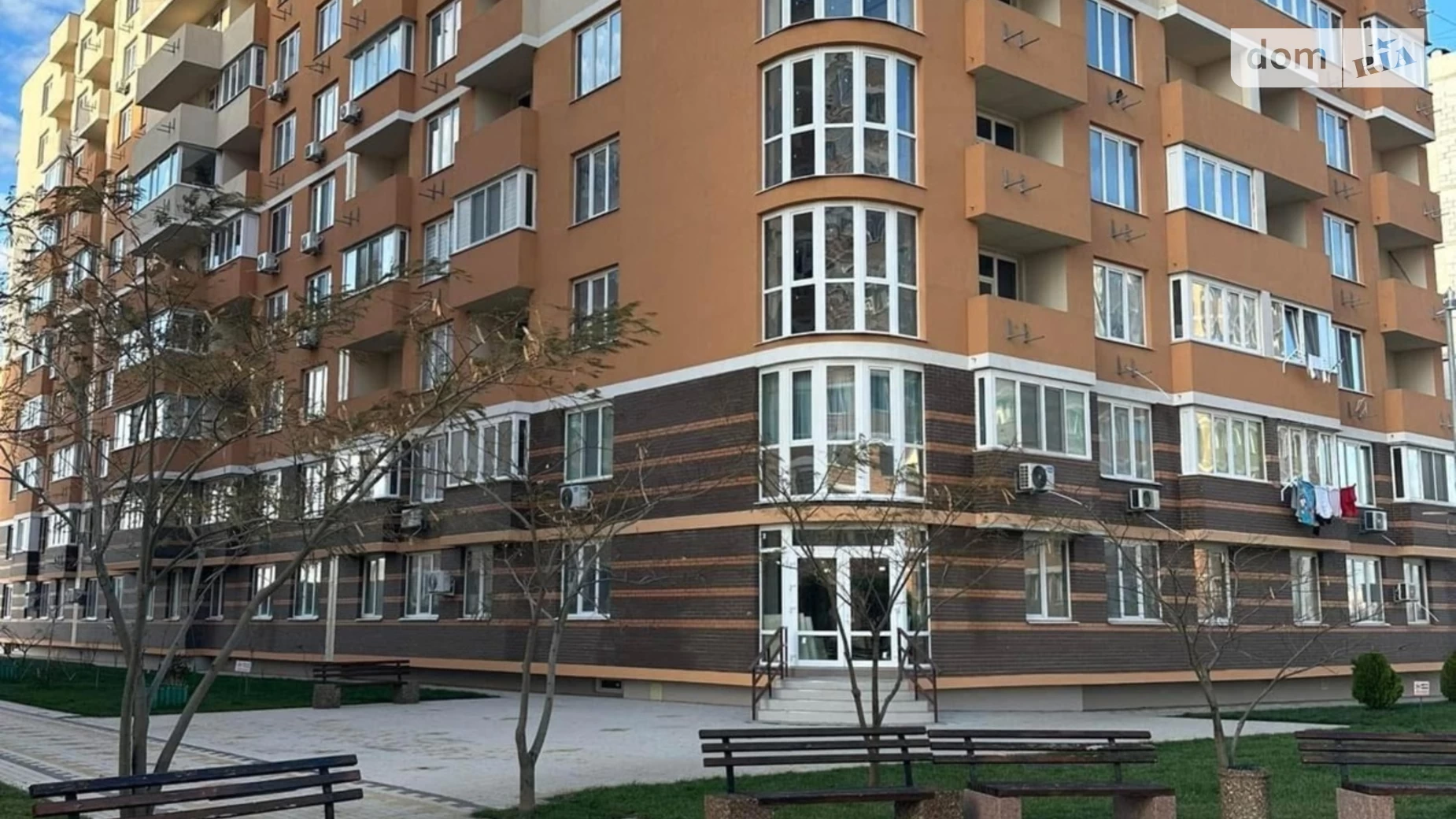 Продается 1-комнатная квартира 37 кв. м в Черноморске, ул. Защитников Украины(1 Мая) - фото 2