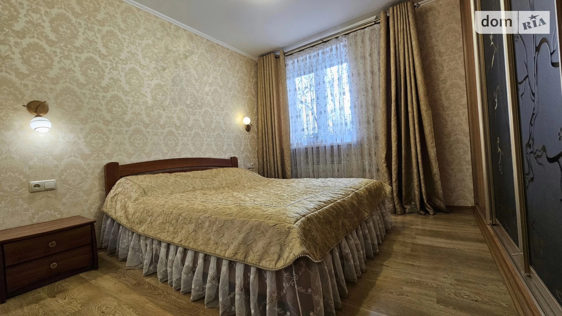Продается 3-комнатная квартира 69 кв. м в Днепре, мас. Тополь-1, 56 - фото 2