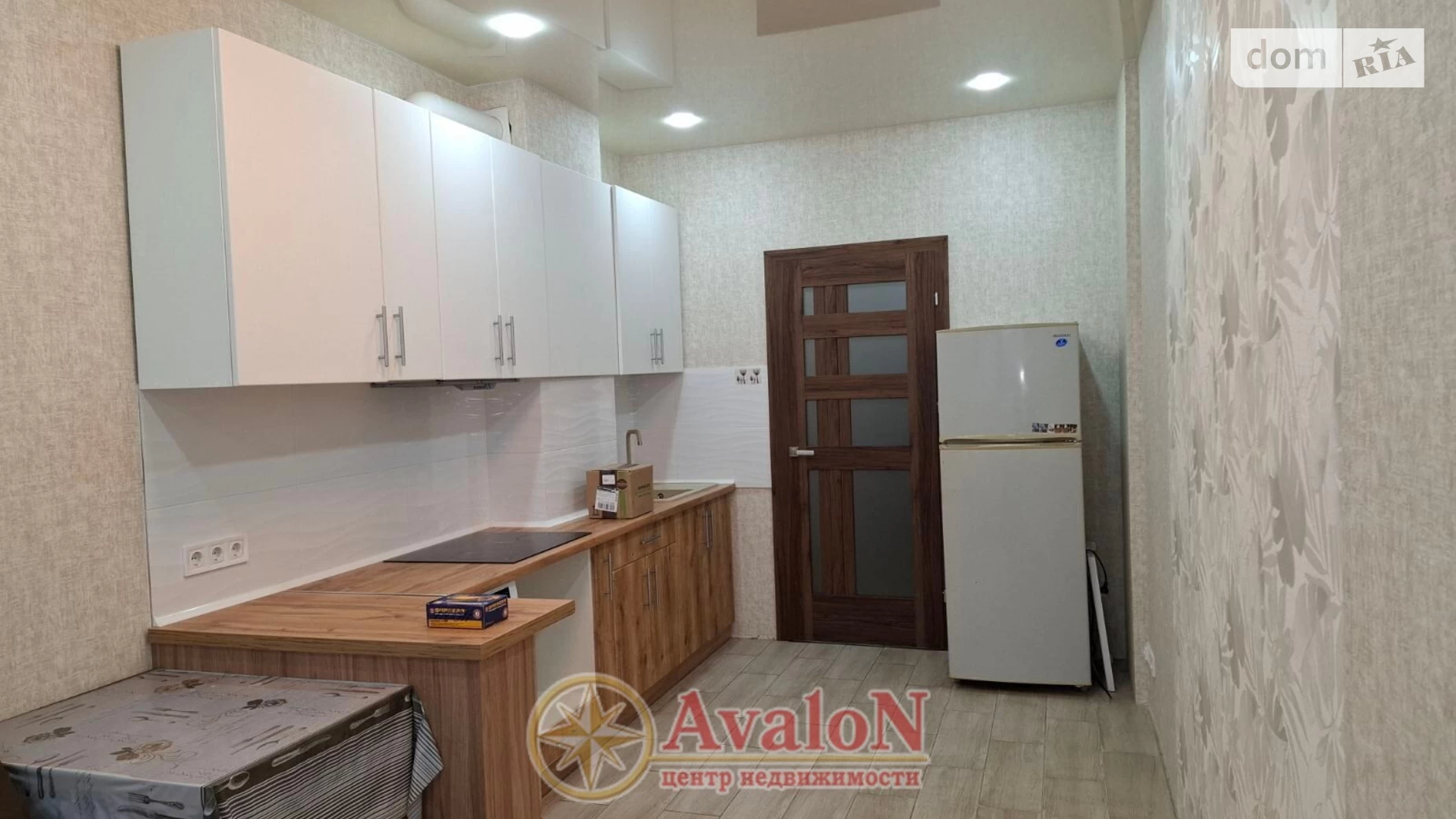 Продається 1-кімнатна квартира 45 кв. м у Одесі, вул. Марсельська, 33/3 - фото 2