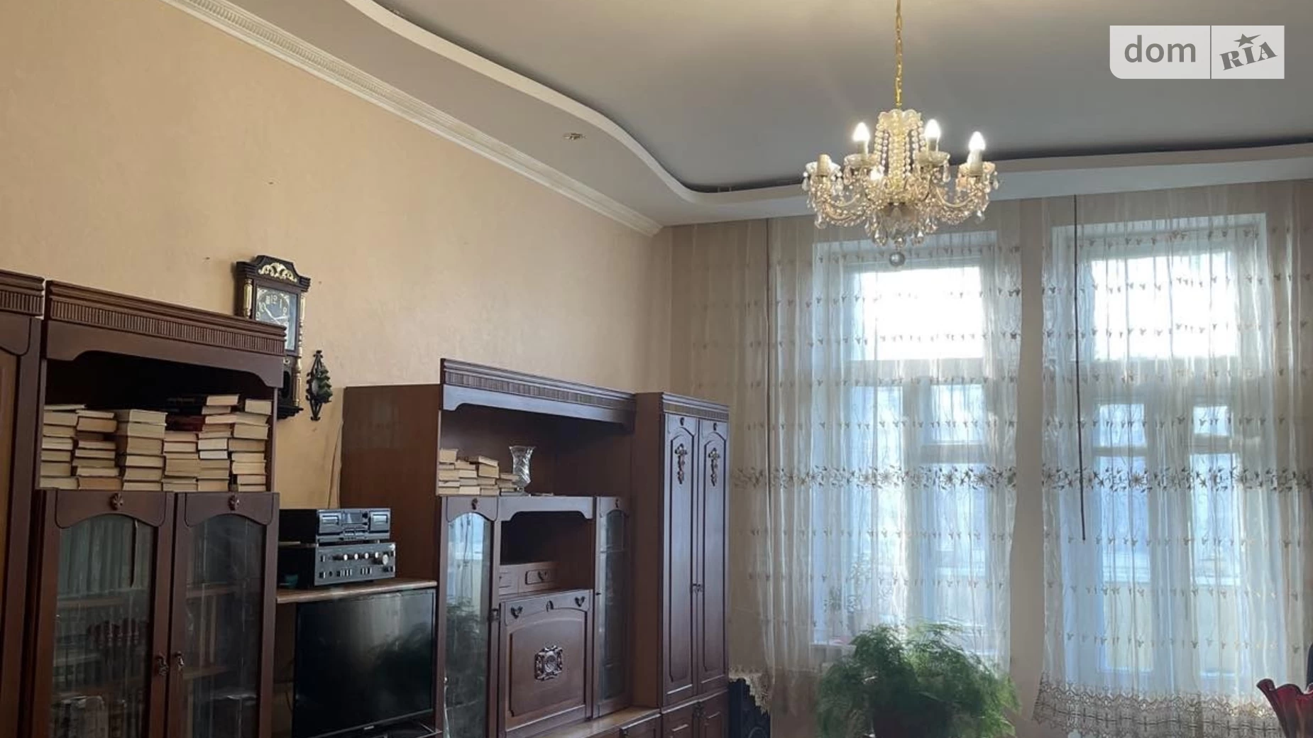 Продается 2-комнатная квартира 69.5 кв. м в Киеве, ул. Институтская, 13А - фото 2