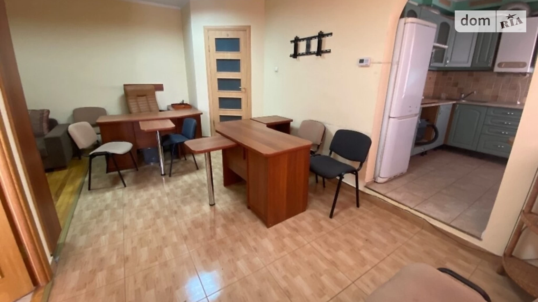 Сдается в аренду 2-комнатная квартира 45 кв. м в Ужгороде, ул. Таможенная, 17 - фото 3