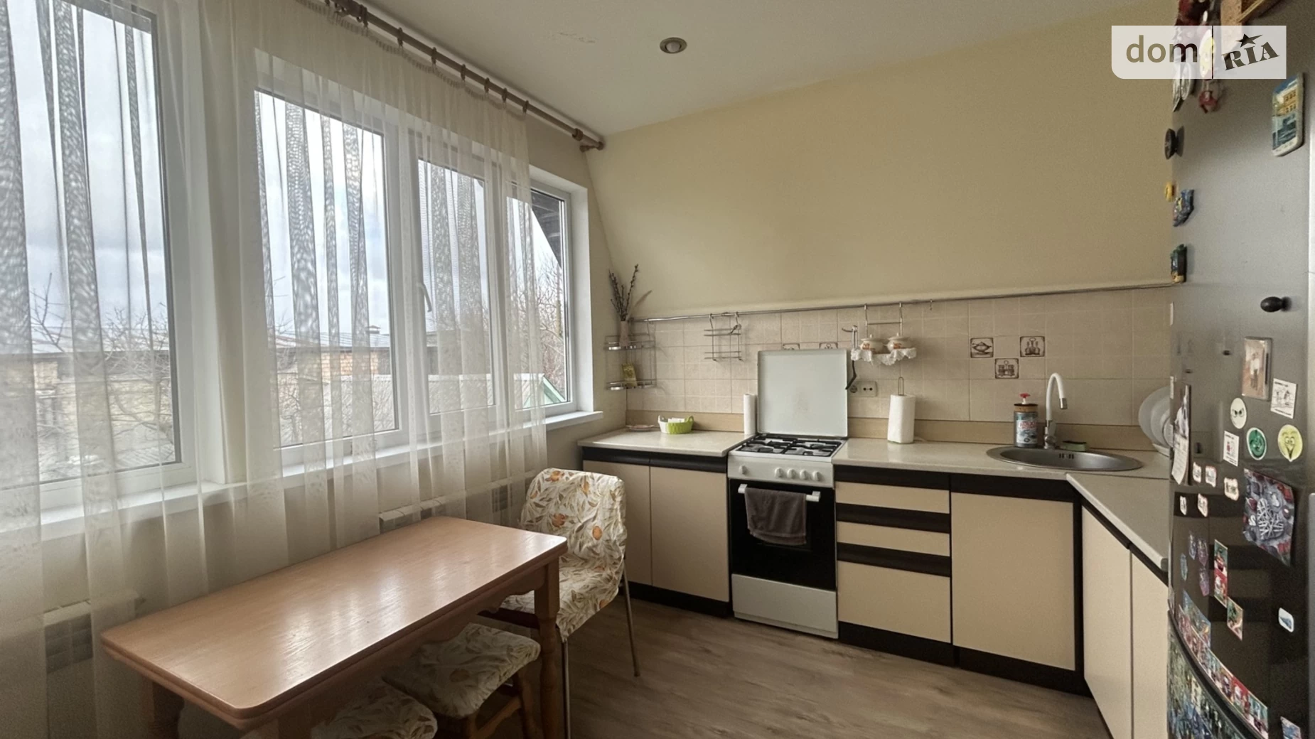 Продается дом на 2 этажа 200 кв. м с подвалом, цена: 100000 $ - фото 3