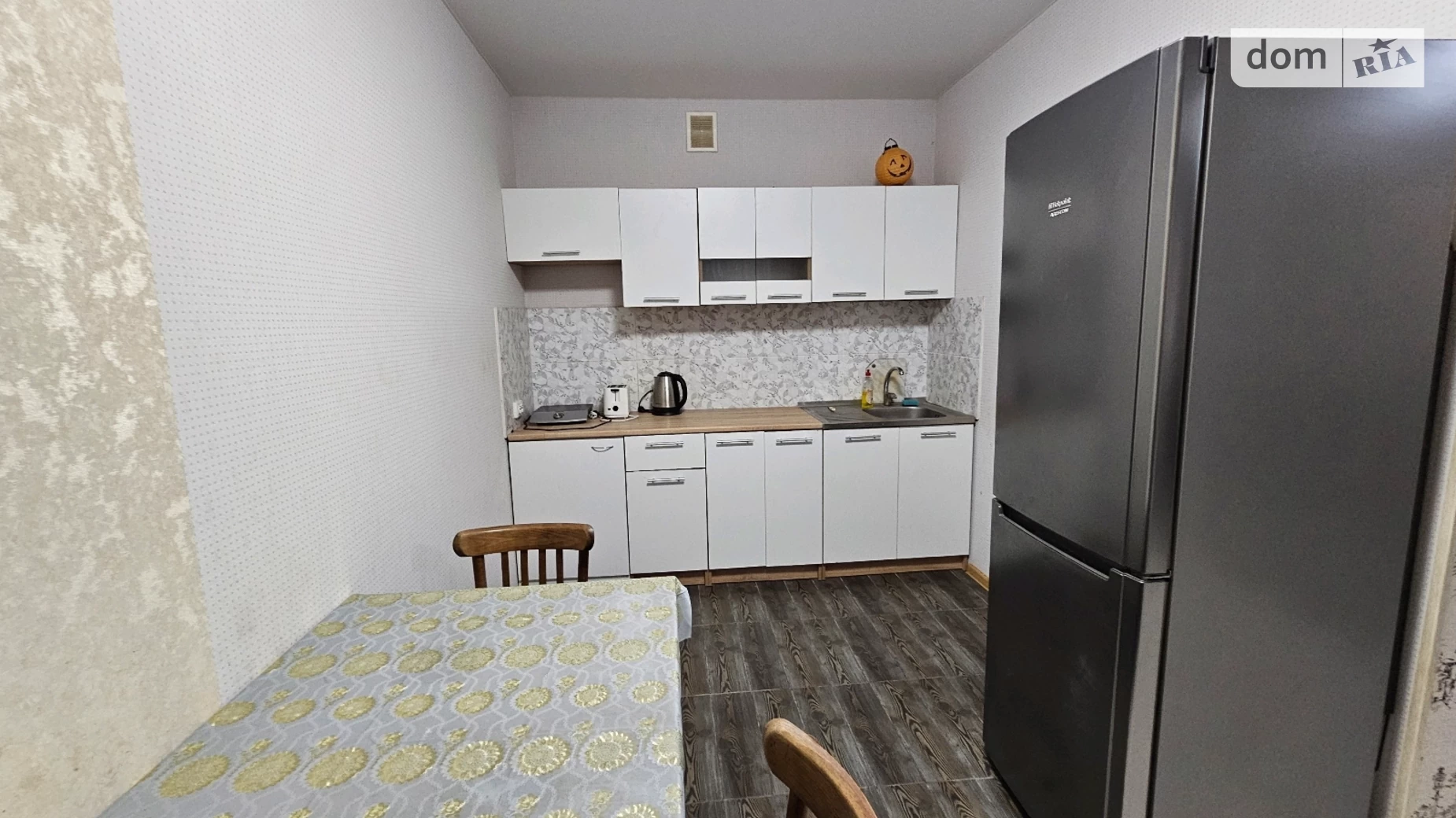Сдается в аренду 1-комнатная квартира 38 кв. м в Харькове, ул. Академика Барабашова, 10В - фото 3