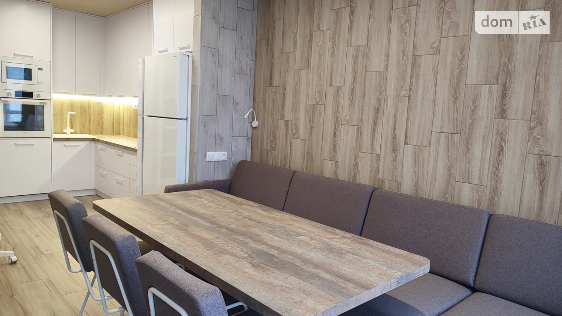 Продается 3-комнатная квартира 91.8 кв. м в Черновцах, цена: 195000 $ - фото 2