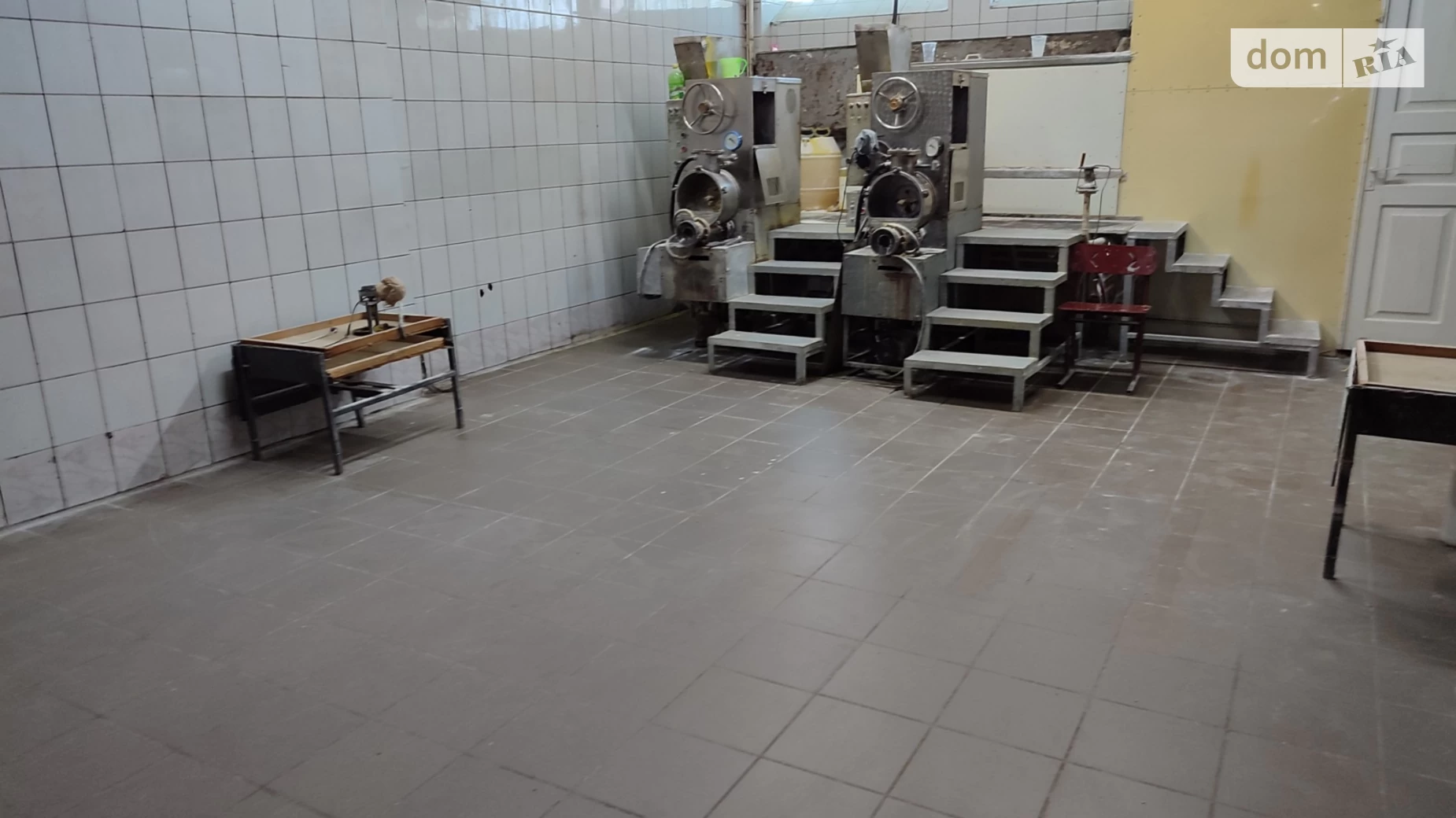 Продається об'єкт сфери послуг 540 кв. м в 1-поверховій будівлі, цена: 299000 $ - фото 3