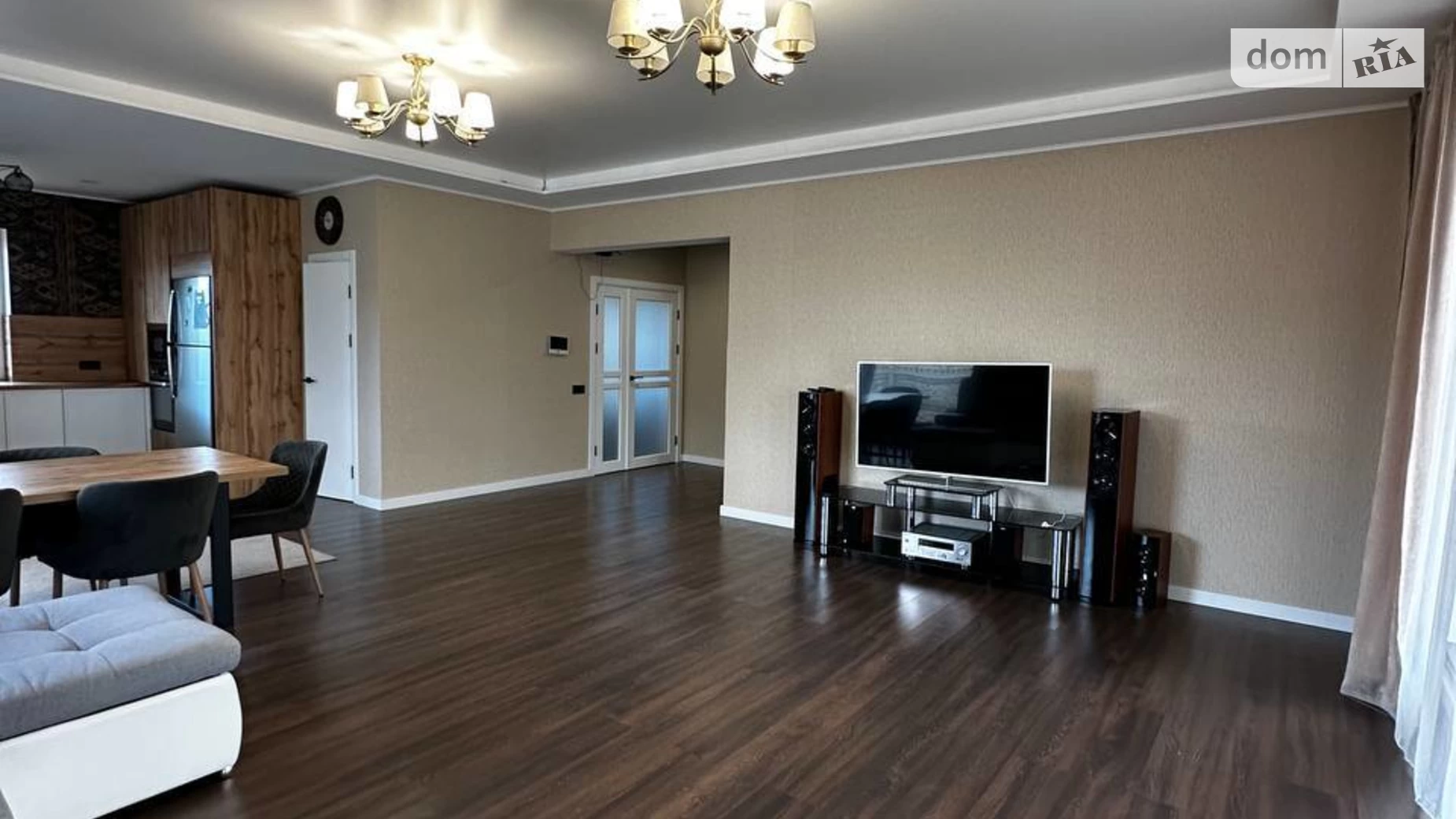 Продается дом на 2 этажа 142 кв. м с гаражом, цена: 220000 $ - фото 4