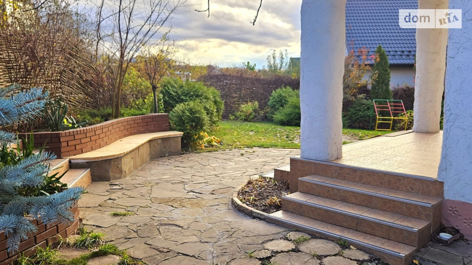 Продається будинок 3 поверховий 285 кв. м с басейном, цена: 150000 $ - фото 3