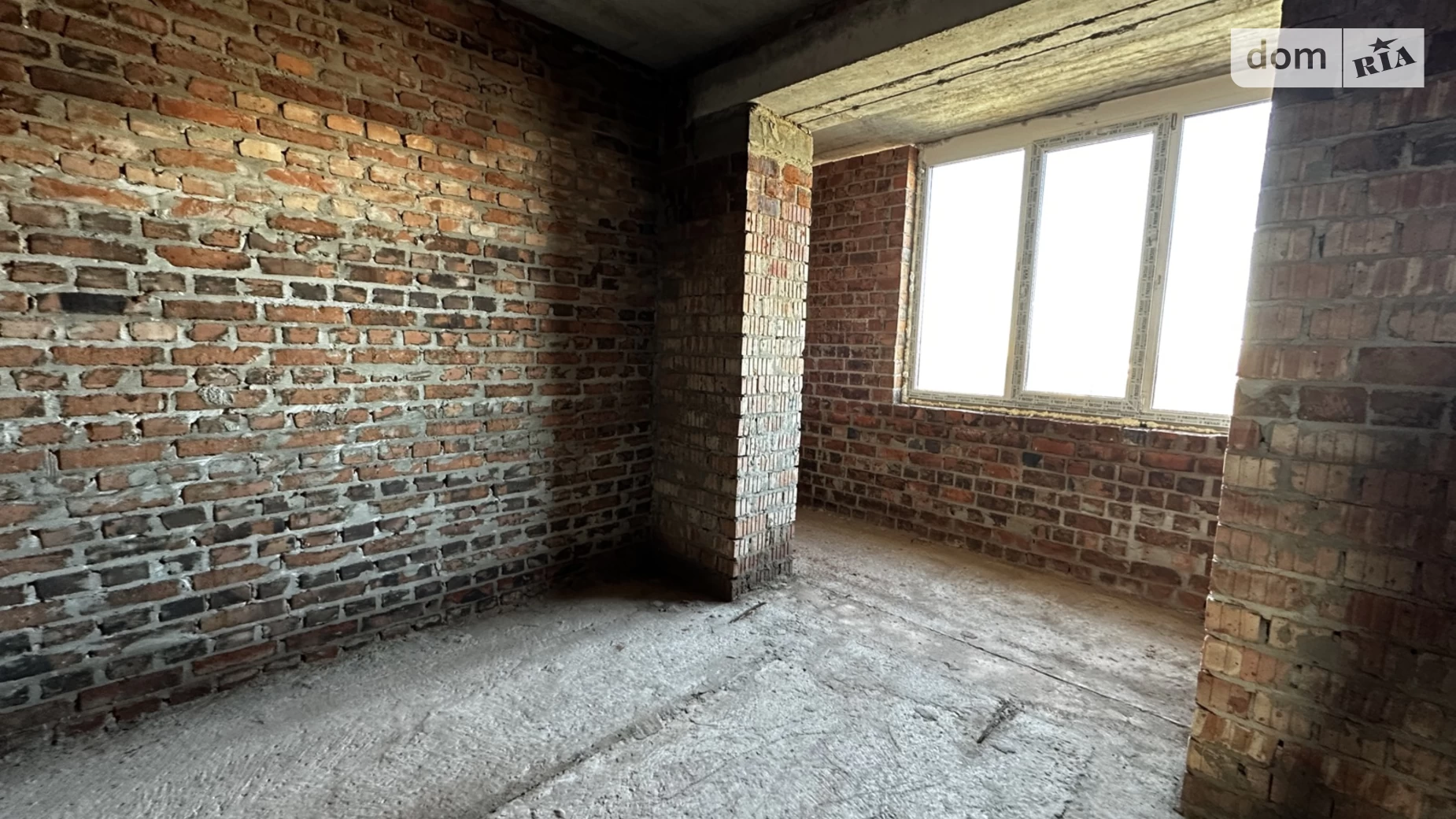 Продается 1-комнатная квартира 41 кв. м в Ивано-Франковске, ул. Урожайная - фото 2