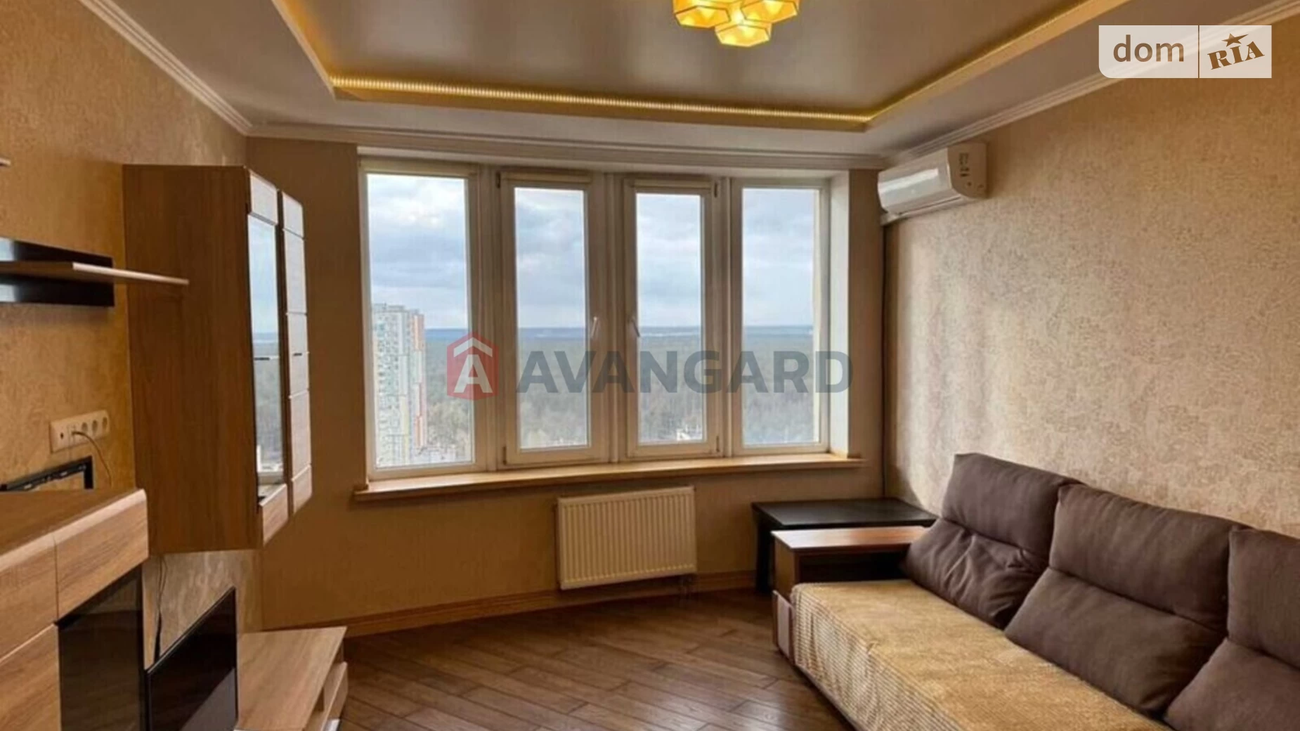 Продается 1-комнатная квартира 60.8 кв. м в Киеве, ул. Олевская, 9 - фото 3