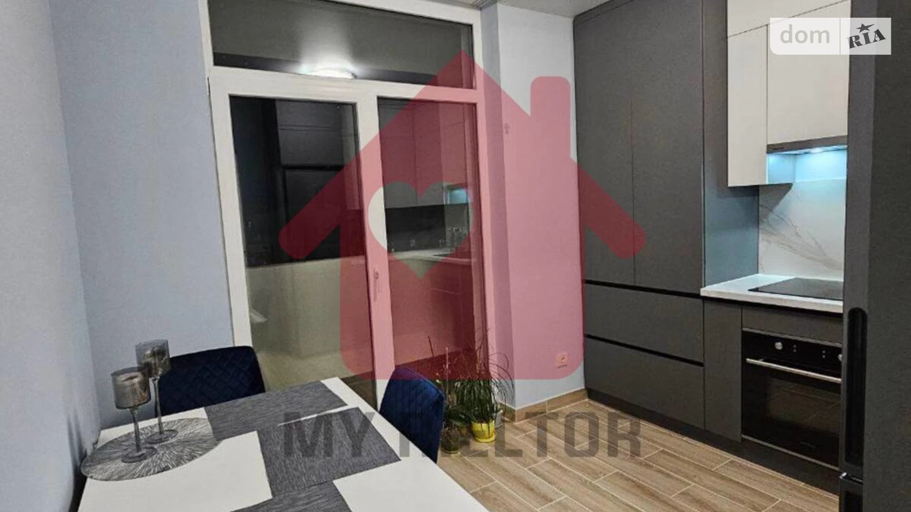 Продается 1-комнатная квартира 40 кв. м в Ужгороде, ул. Анатолия Тегзы(Воссоединения) - фото 2