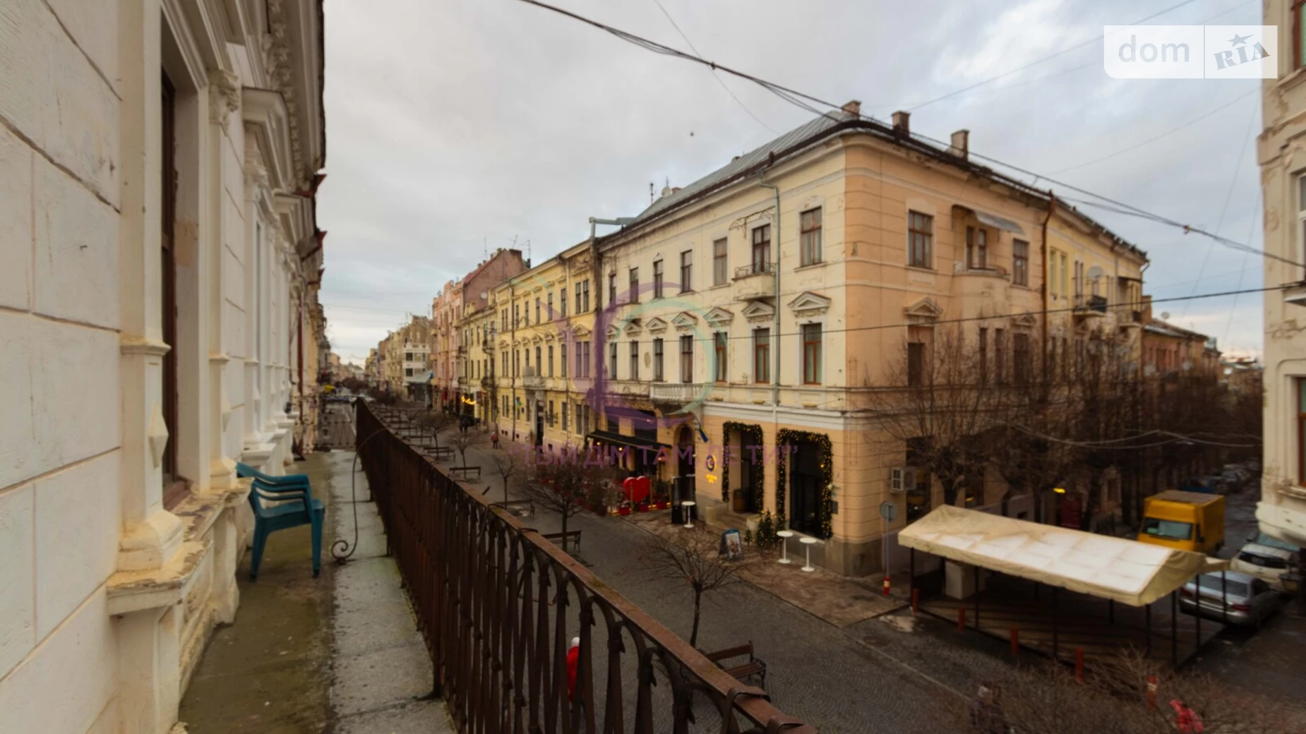 Продается 4-комнатная квартира 135.2 кв. м в Черновцах, ул. Кобилянська - фото 3