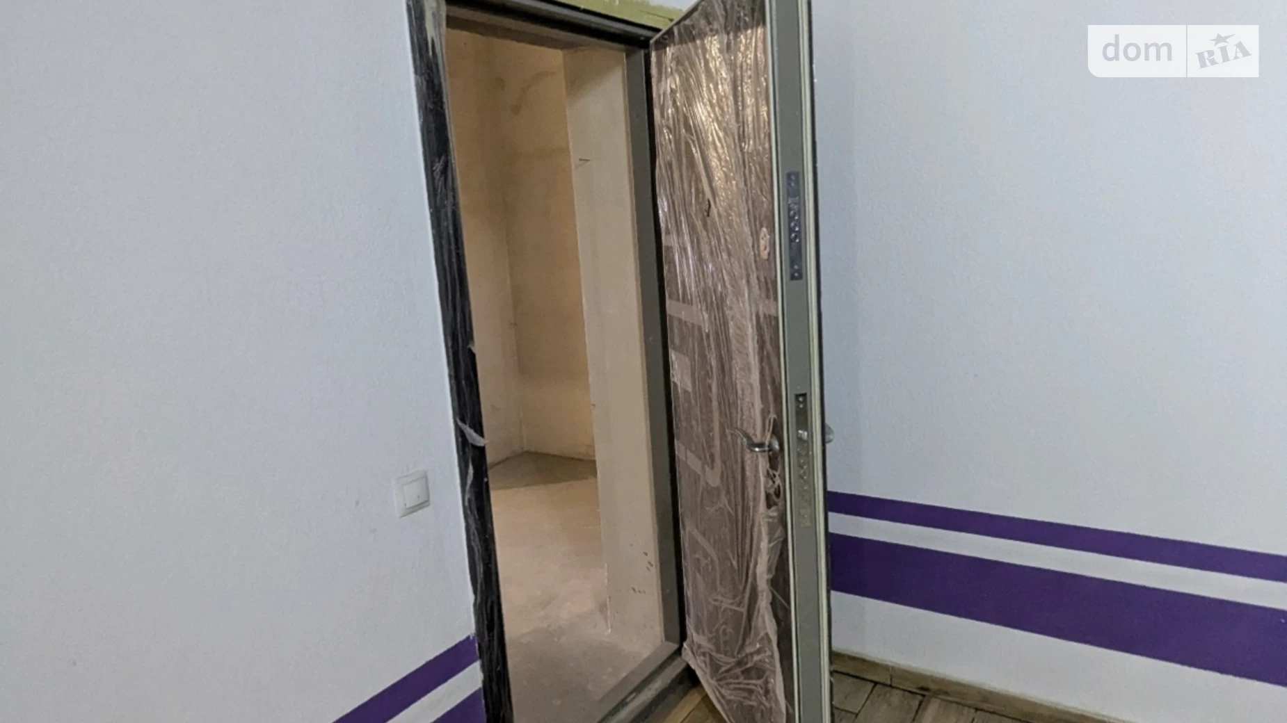 Продается 3-комнатная квартира 82 кв. м в Ивано-Франковске, ул. Ленкавского, 17Г - фото 2