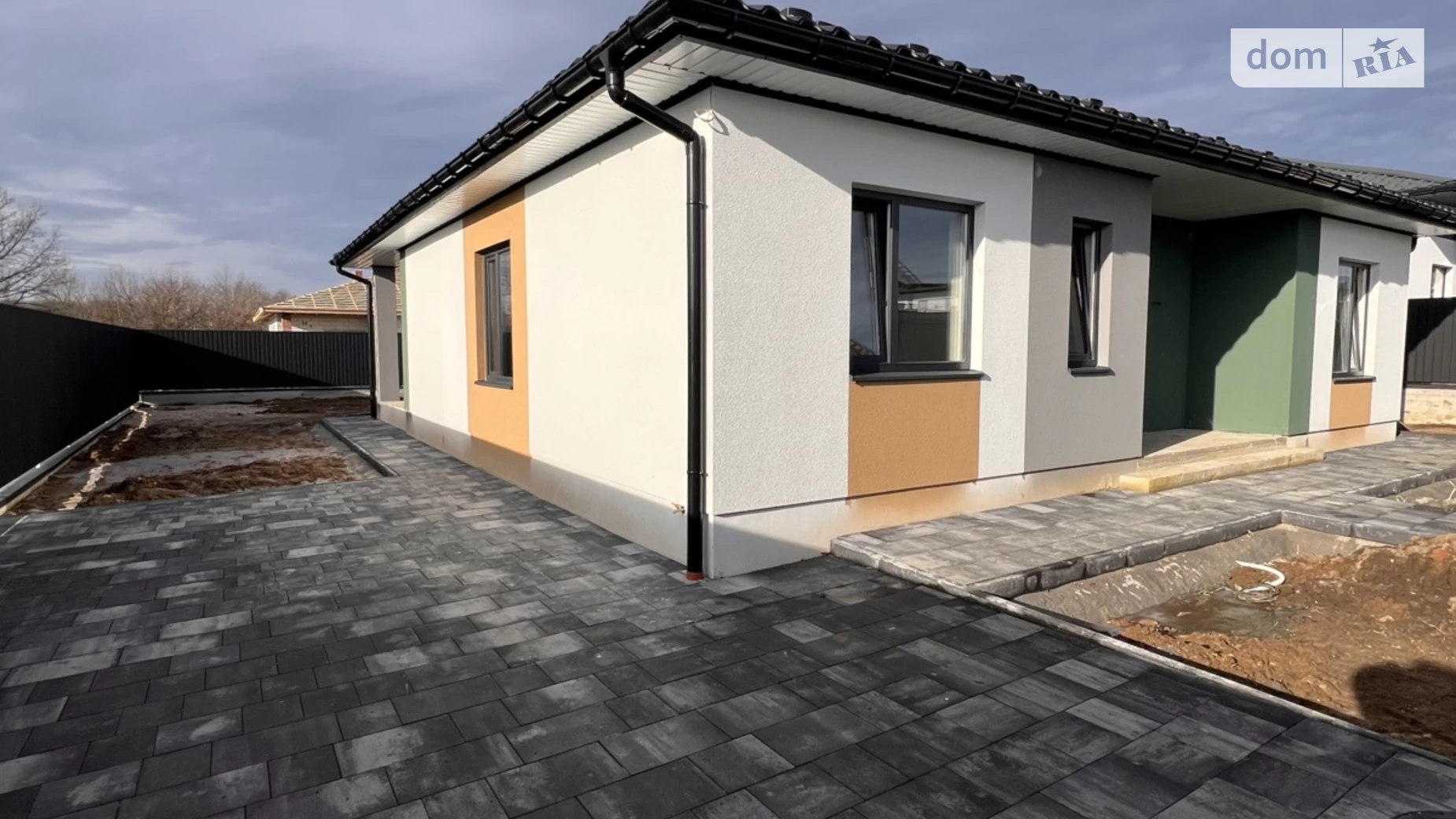 Продается одноэтажный дом 125 кв. м с бассейном, цена: 159000 $ - фото 4