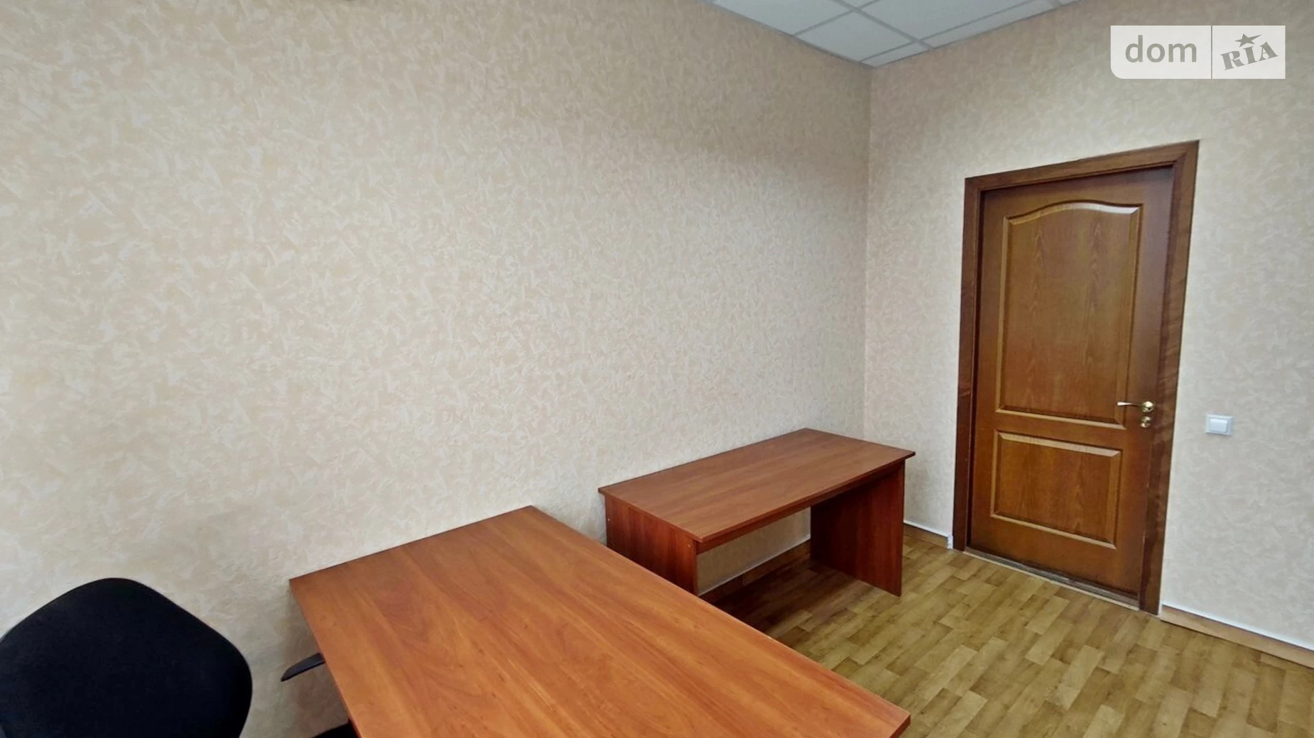 Здається в оренду офіс 12.8 кв. м в бізнес-центрі, цена: 5680 грн - фото 2