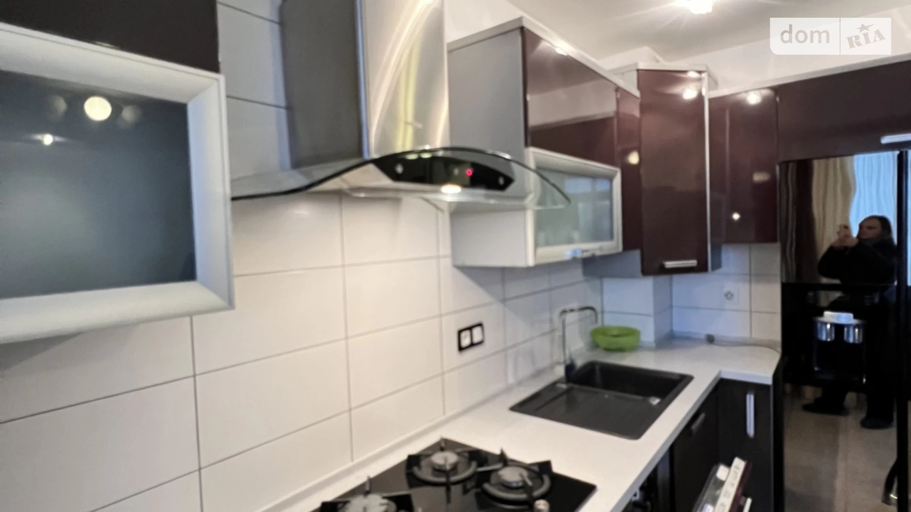 Продається 2-кімнатна квартира 76.7 кв. м у Івано-Франківську, вул. Молодіжна, 55 - фото 3