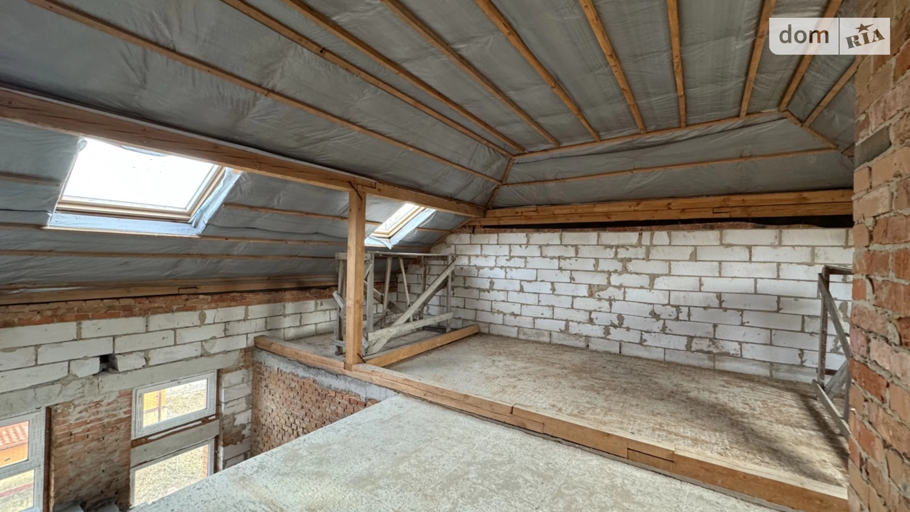 Продается дом на 3 этажа 443 кв. м с беседкой, цена: 84000 $ - фото 5