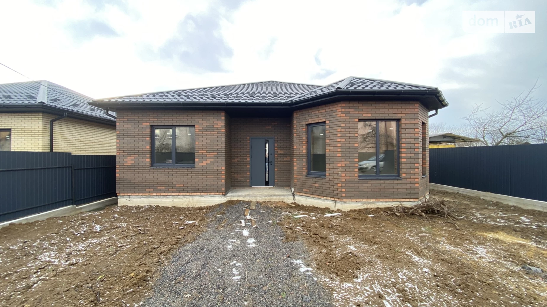 Продається одноповерховий будинок 120 кв. м з гаражем, цена: 75000 $ - фото 2