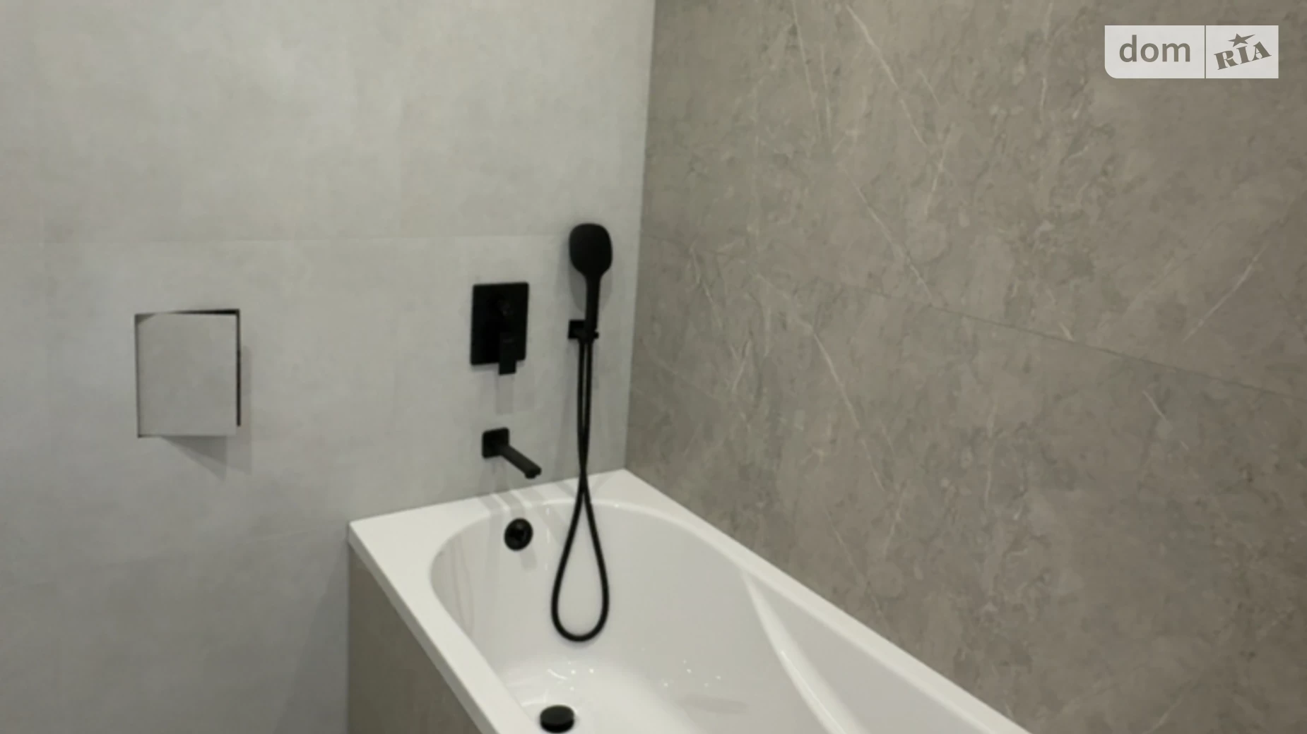 Продается 1-комнатная квартира 44 кв. м в Ивано-Франковске, ул. Гетьмана Ивана Мазепы, 164 - фото 3