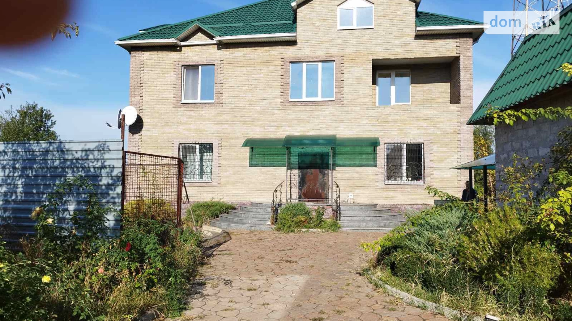 Продается дом на 2 этажа 331.3 кв. м с мансардой, цена: 165000 $ - фото 2