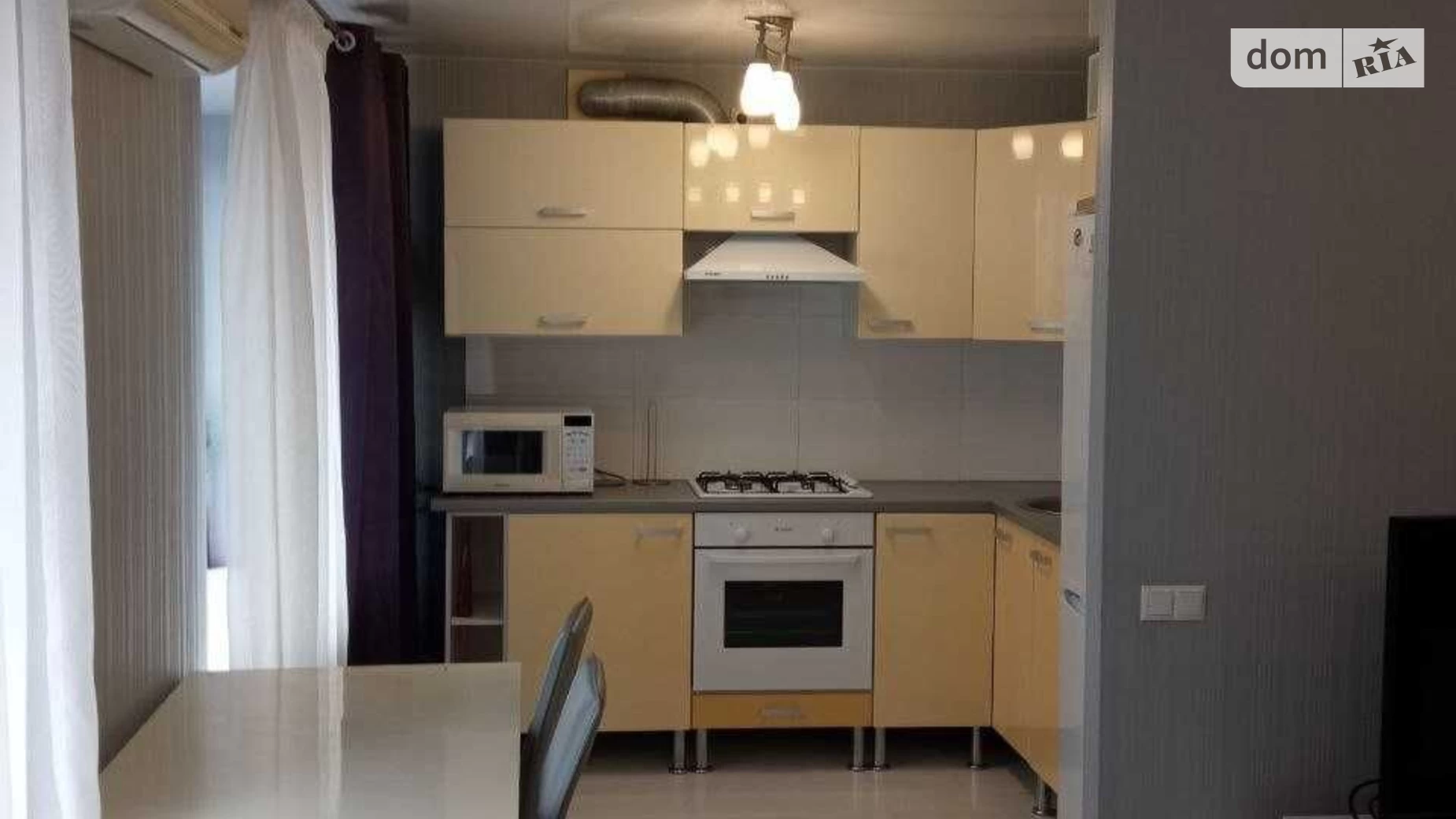 Продается 1-комнатная квартира 53.7 кв. м в Днепре, ул. Прогрессивная, 10 - фото 2