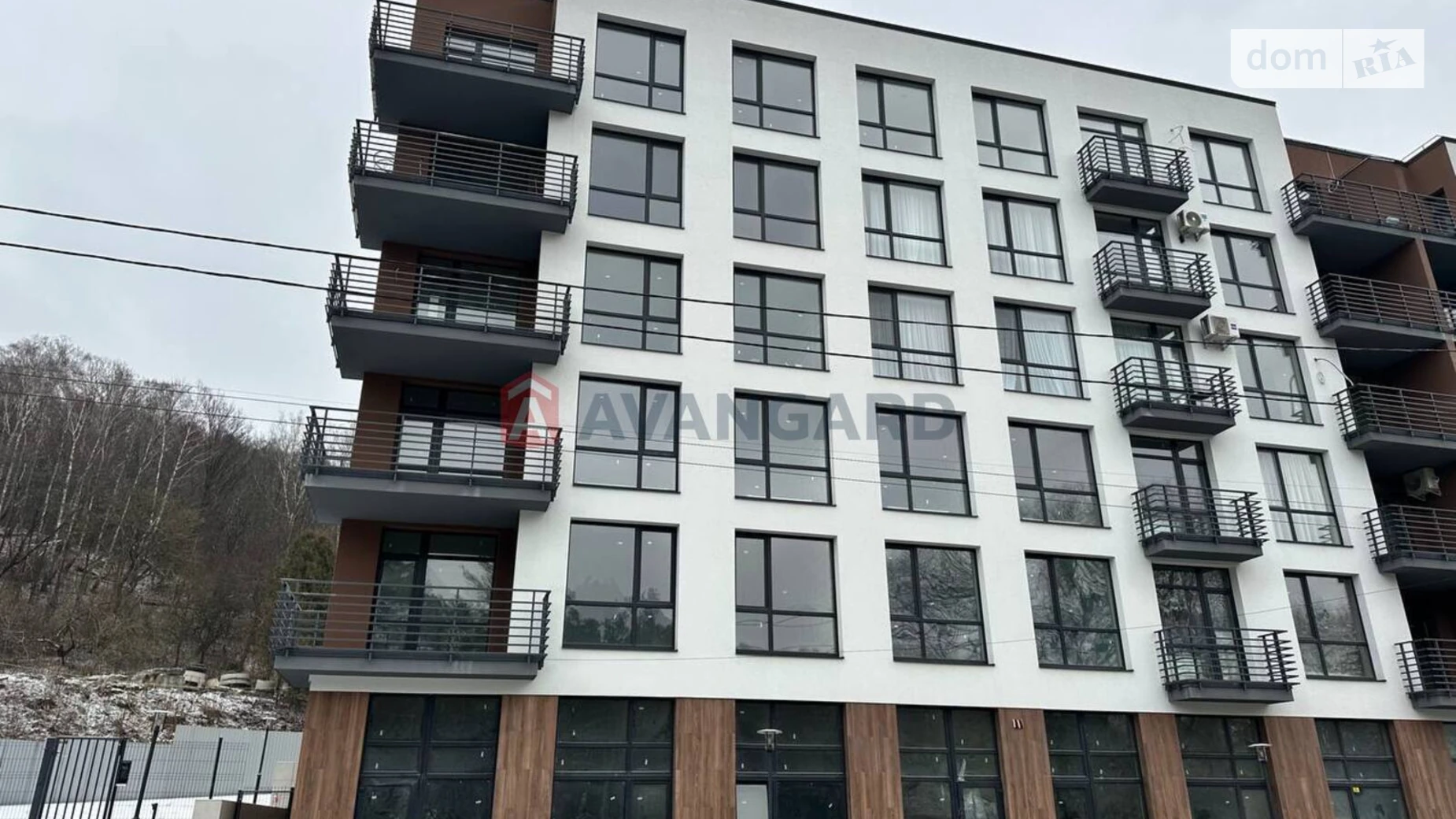 Продается 2-комнатная квартира 67.7 кв. м в Брюховичах, ул. Львовская, 92Е - фото 2