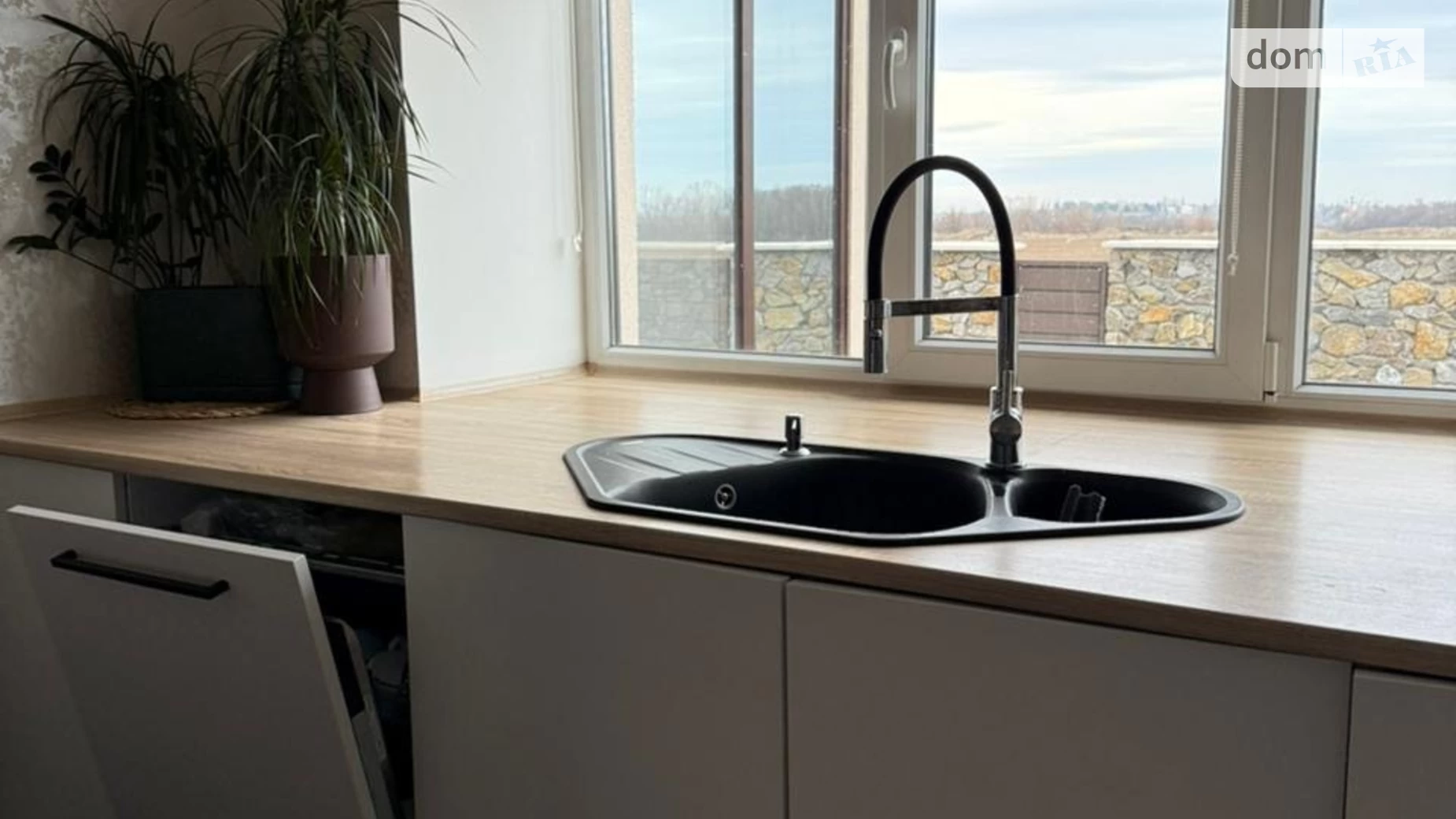 Продається будинок 3 поверховий 350 кв. м з каміном, цена: 450000 $ - фото 5