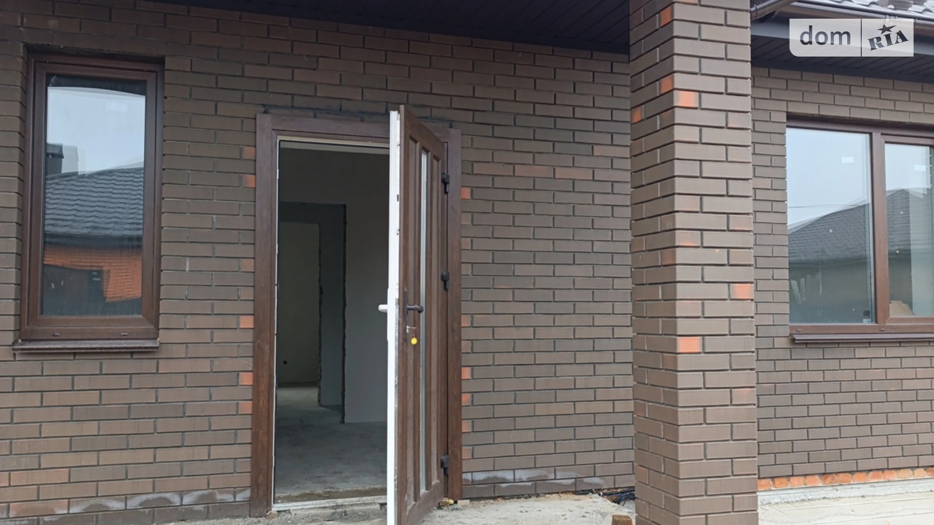 Продается одноэтажный дом 100 кв. м с гаражом, цена: 80000 $ - фото 3