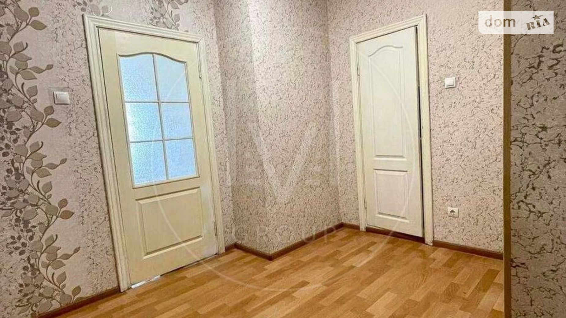 Продается 3-комнатная квартира 90.6 кв. м в Киеве, ул. Милославская, 12 - фото 2