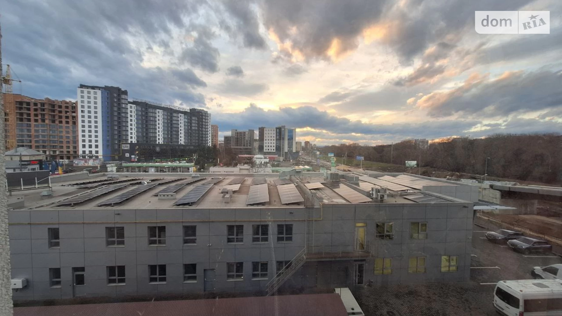 Продается 2-комнатная квартира 60.8 кв. м в Ивано-Франковске, ул. Надречная - фото 3
