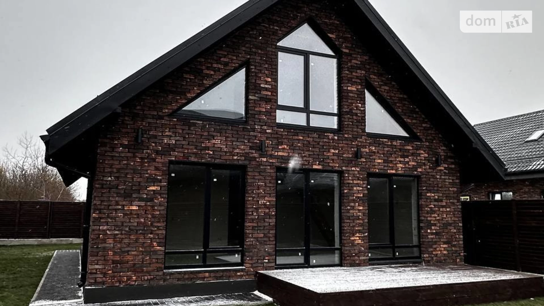 Продается дом на 2 этажа 120 кв. м с террасой, цена: 134000 $ - фото 2