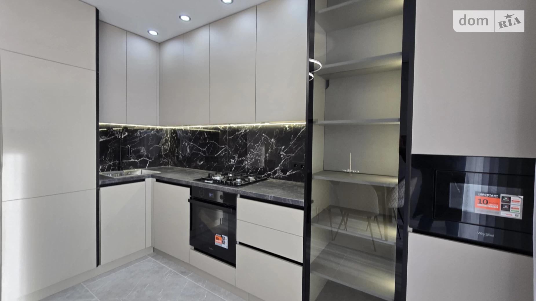 Продается 1-комнатная квартира 41 кв. м в Ивано-Франковске, ул. Крайковского - фото 5