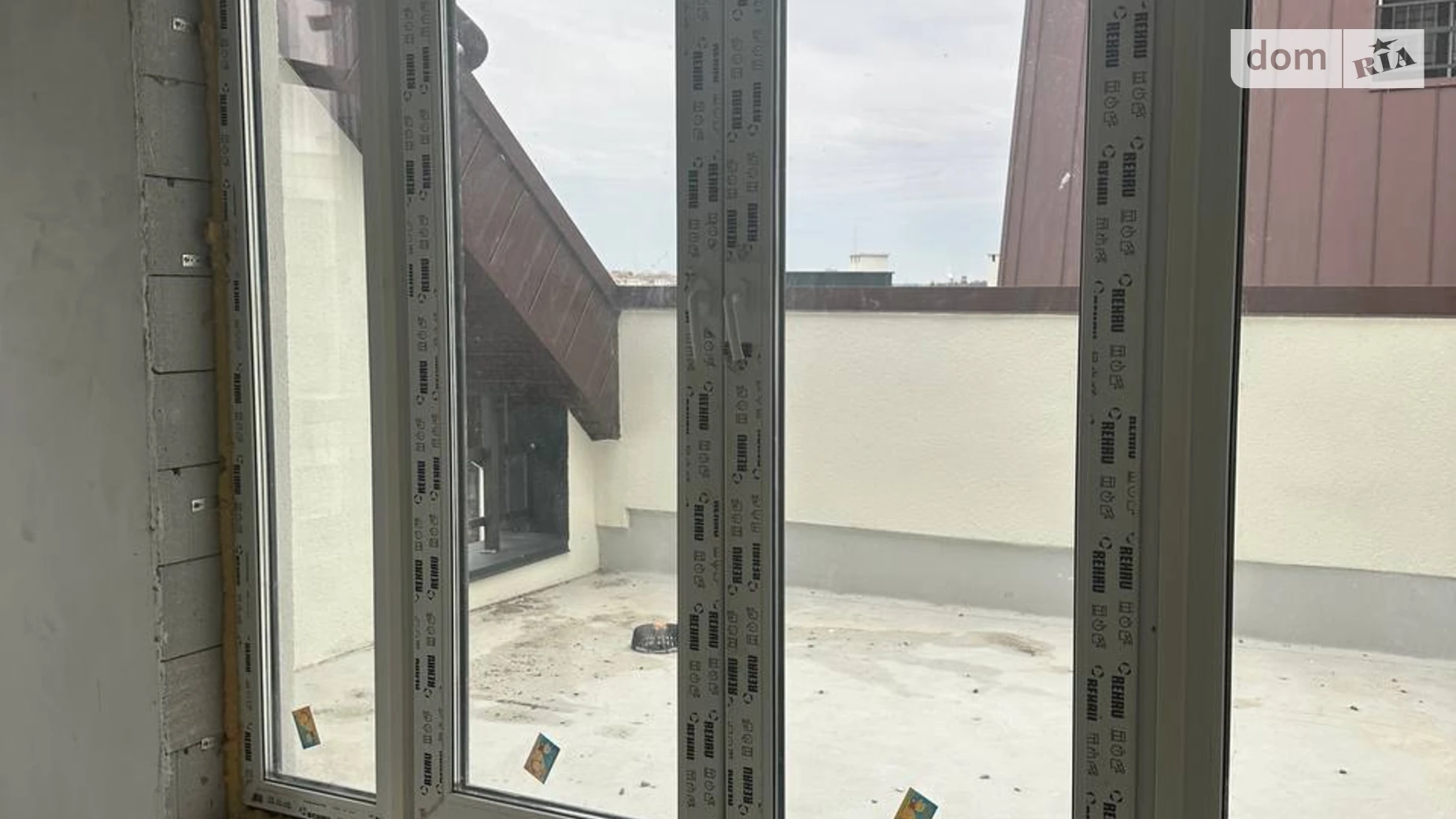 Продается 2-комнатная квартира 77.66 кв. м в Ирпене, ул. Ольги Кобылянской(Достоевского), 1В/15 - фото 3